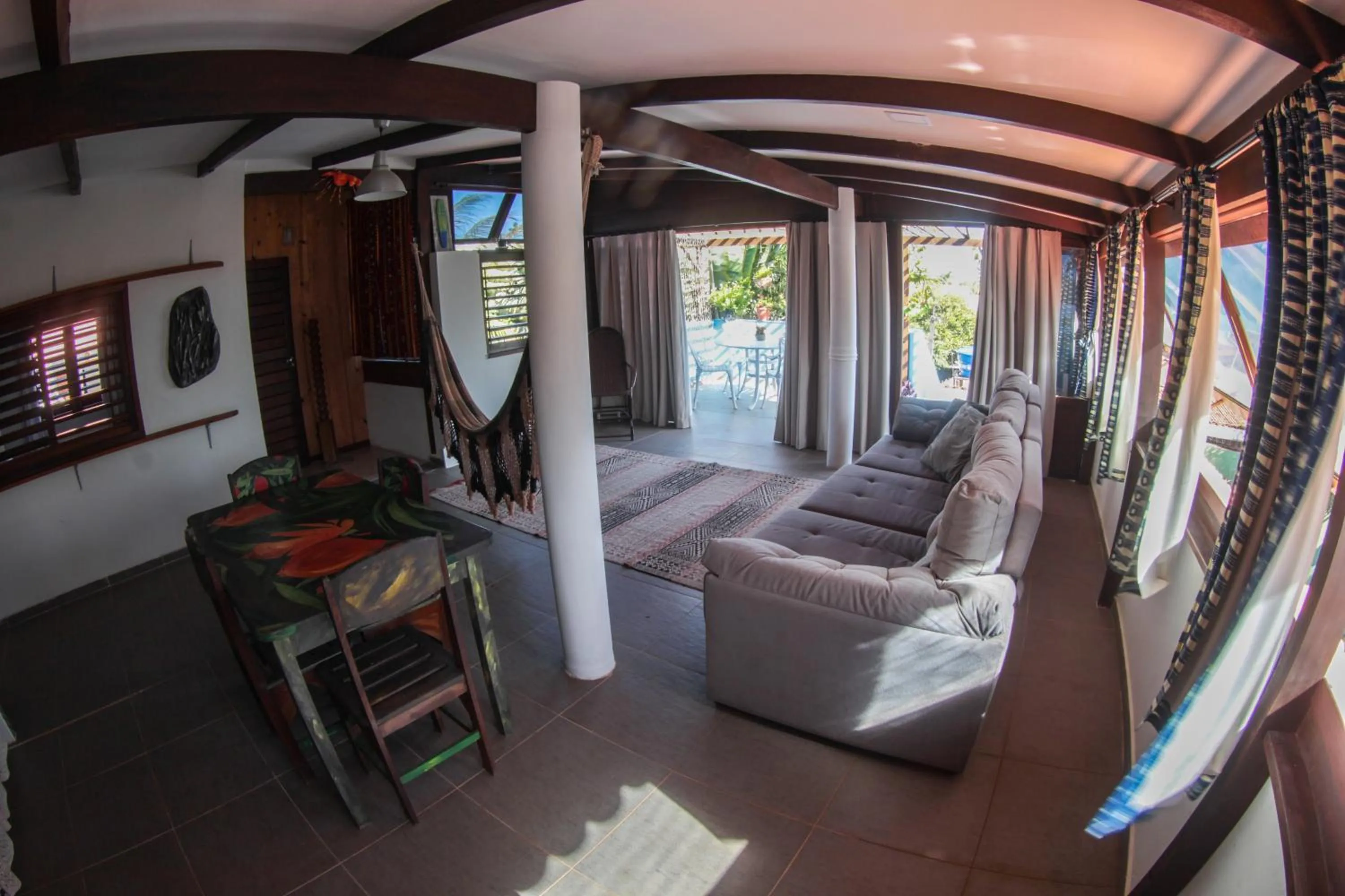 Communal lounge/ TV room in Catavento da Pipa