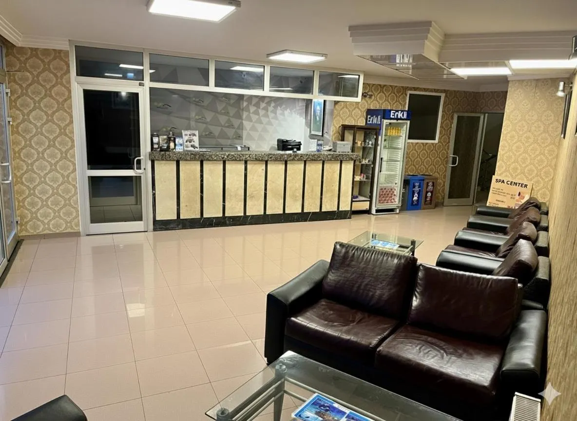 Facade/entrance in Prima Hotel