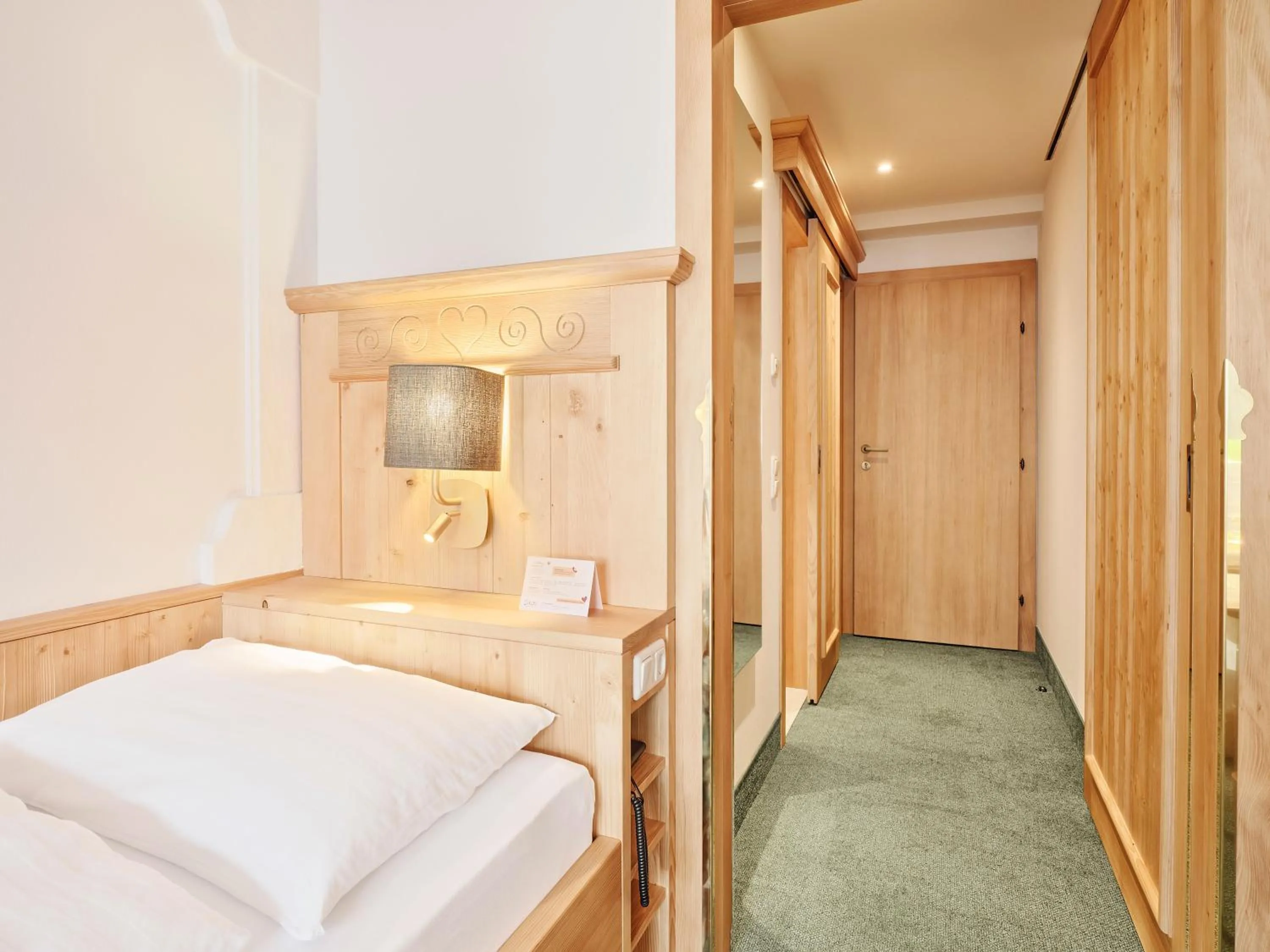 Photo of the whole room, Bed in Genuss - und Vitalhotel Moisl