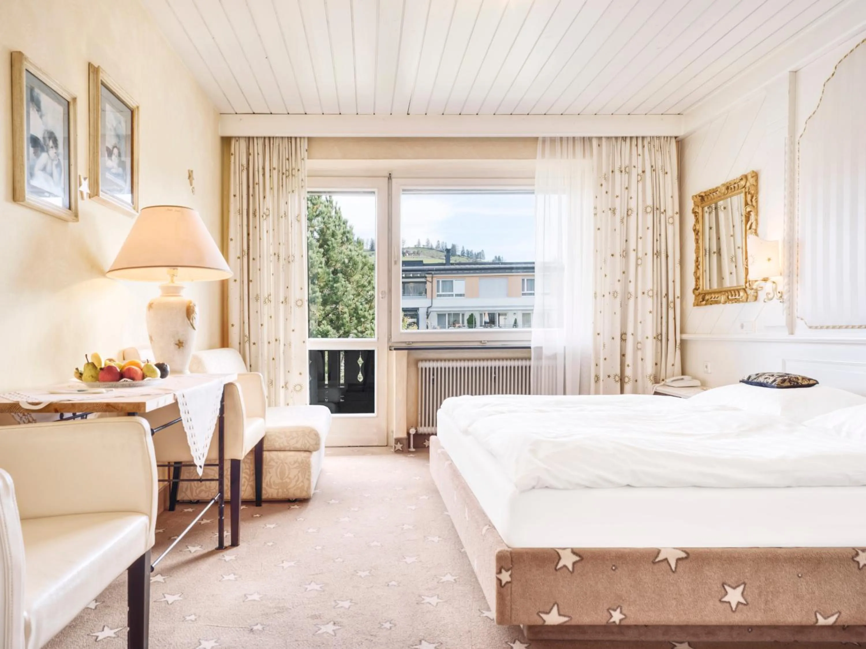 Photo of the whole room, Bed in Genuss - und Vitalhotel Moisl