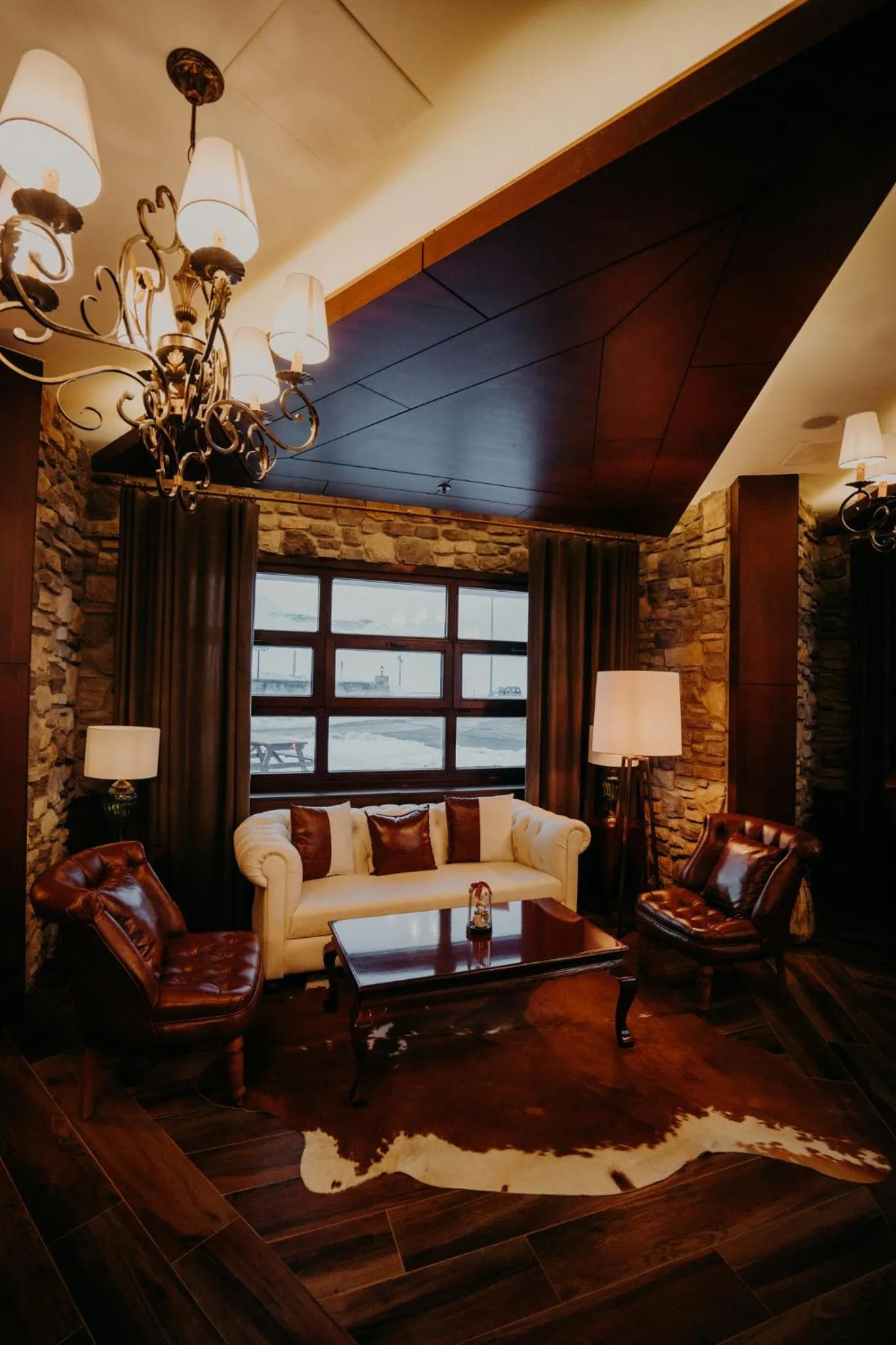 Restaurant/places to eat in Mirada Del Lago