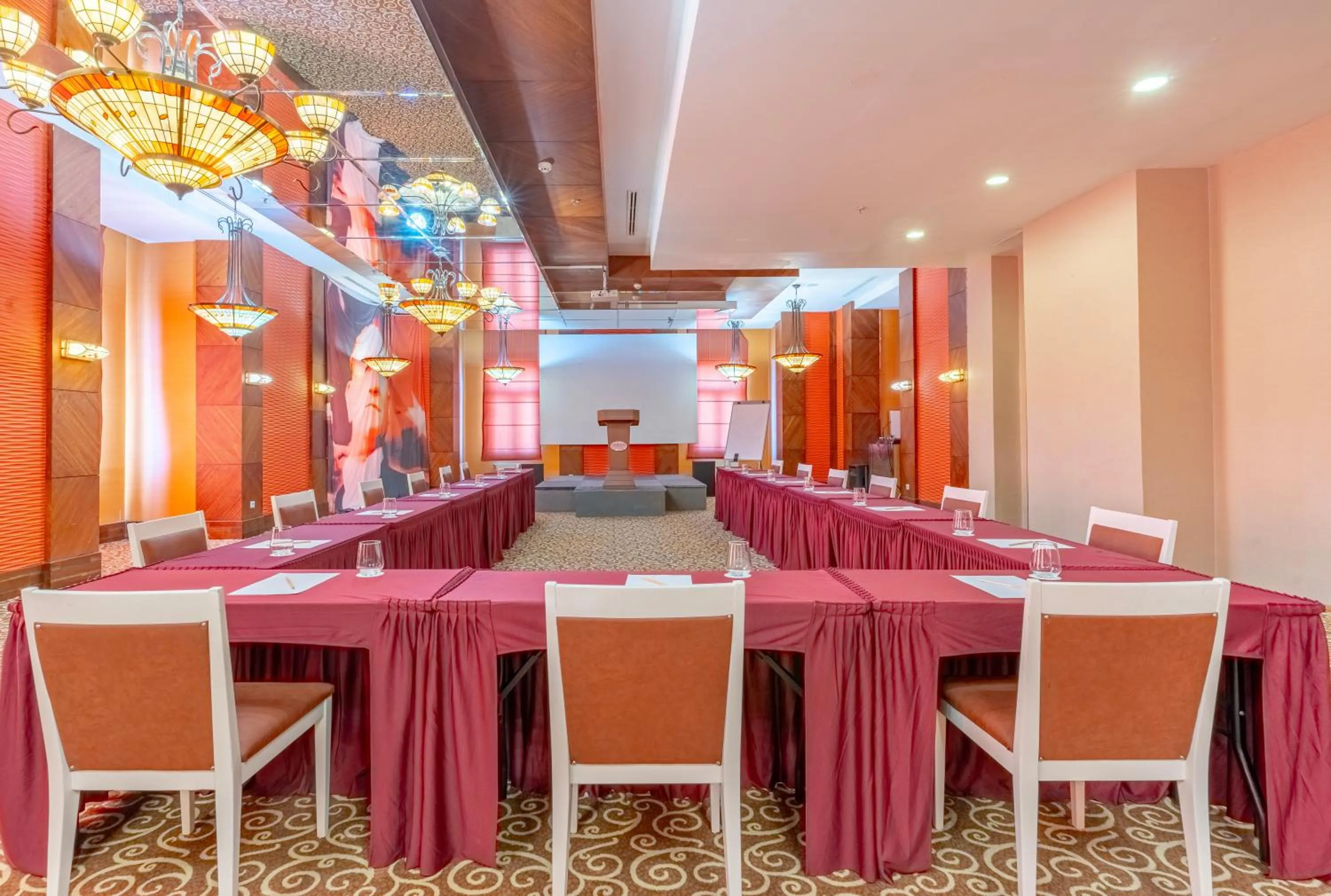 Banquet/Function facilities in Mirada Del Lago