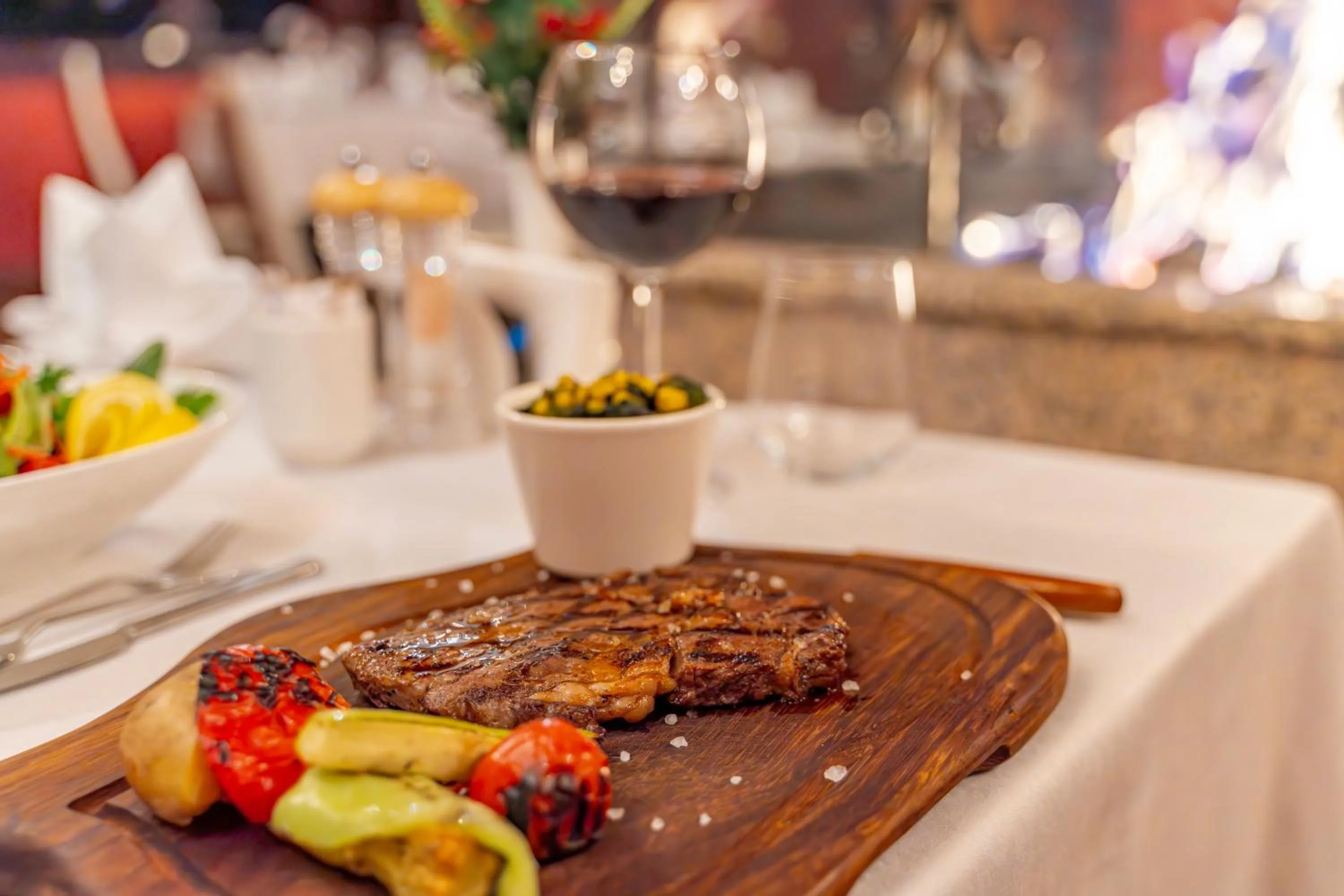 Restaurant/places to eat in Mirada Del Lago