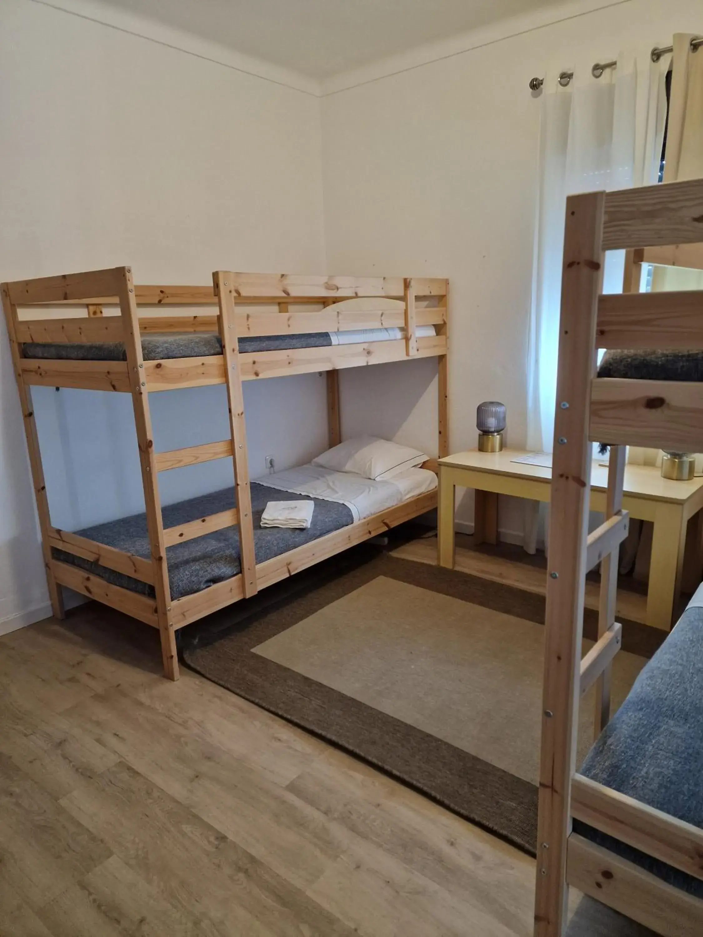 Bunk Bed in Mixed Dormitory Room in Casa das Portas Bunk Bed in Mixed Dormitory Room in Casa das Portas