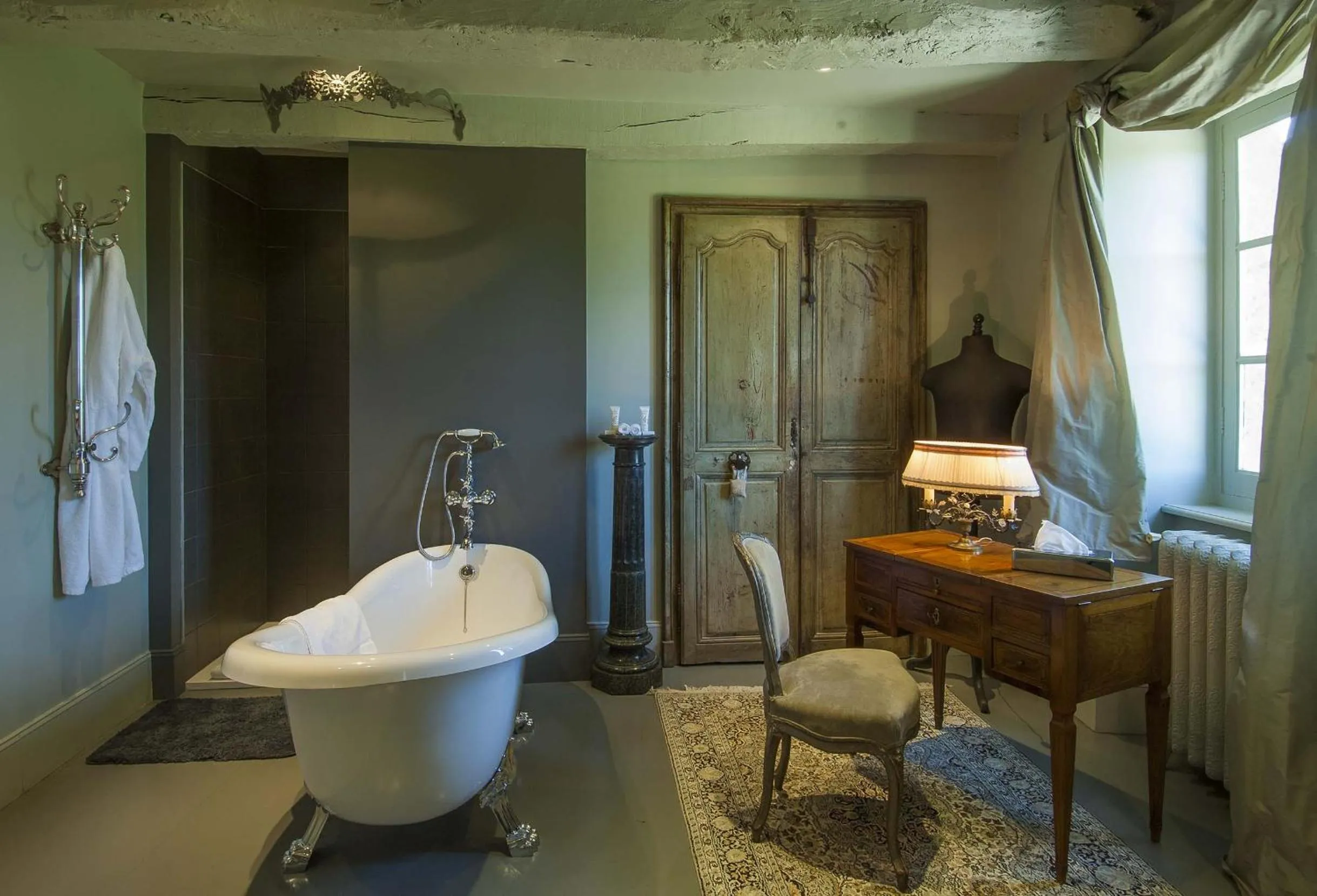 Bathroom in Château de Labro - Teritoria