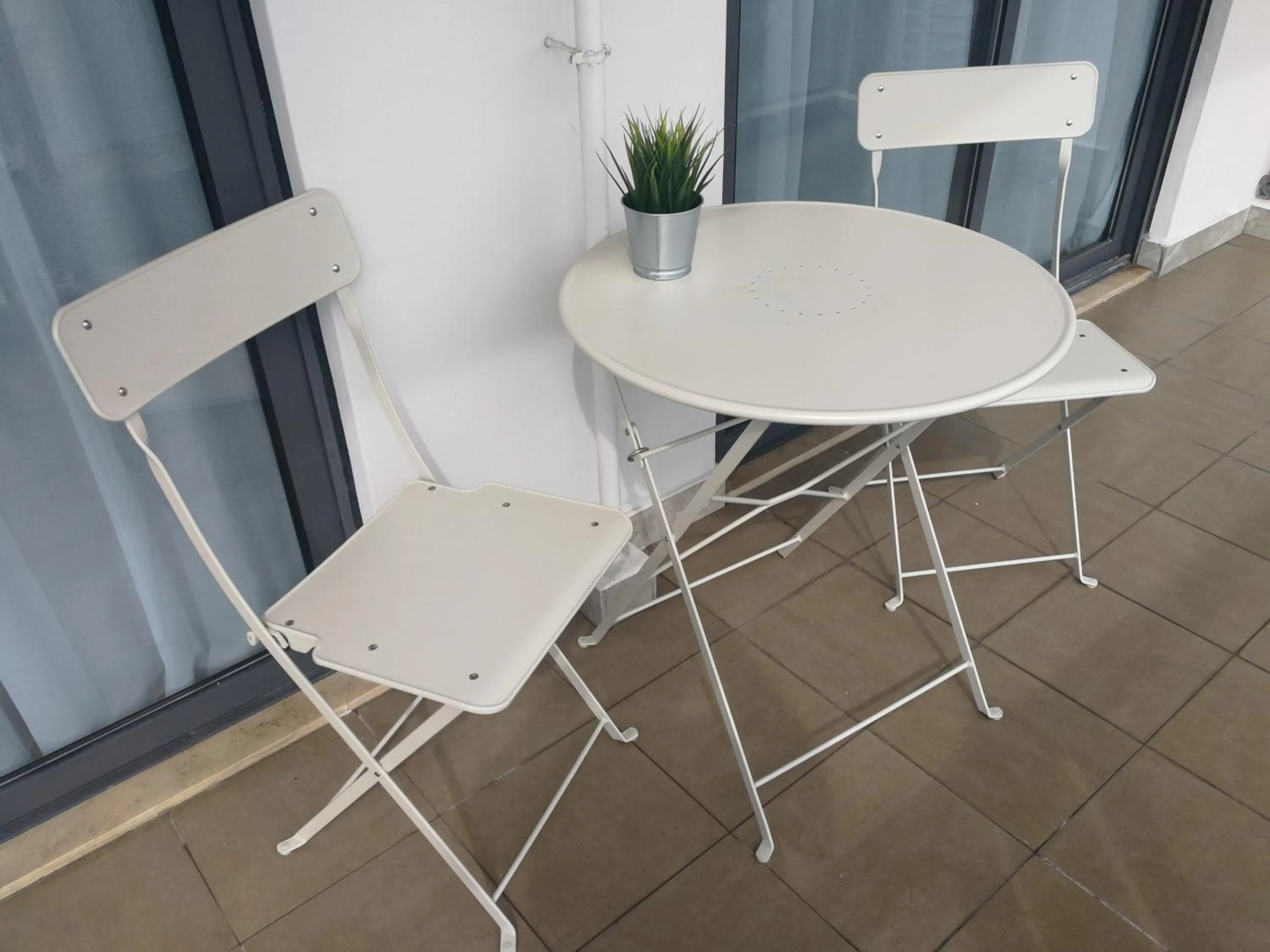 JB City CIQ-R&F Shopping Mall Apartment