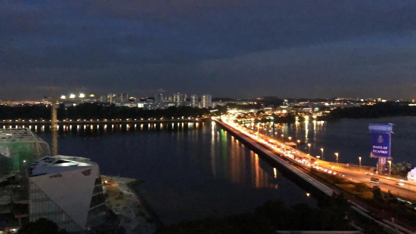 JB City CIQ-R&F Shopping Mall Apartment