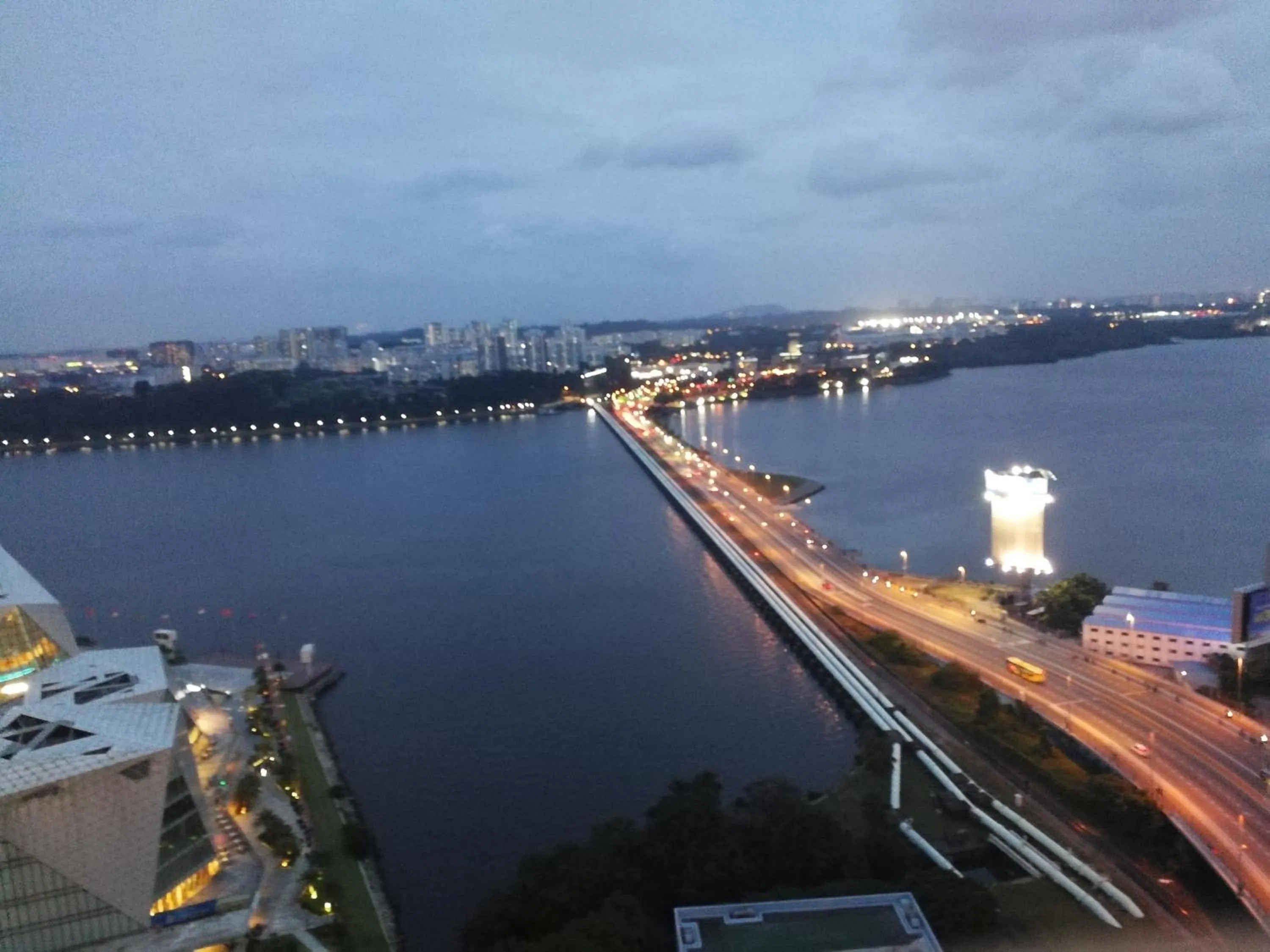 JB City CIQ-R&F Shopping Mall Apartment