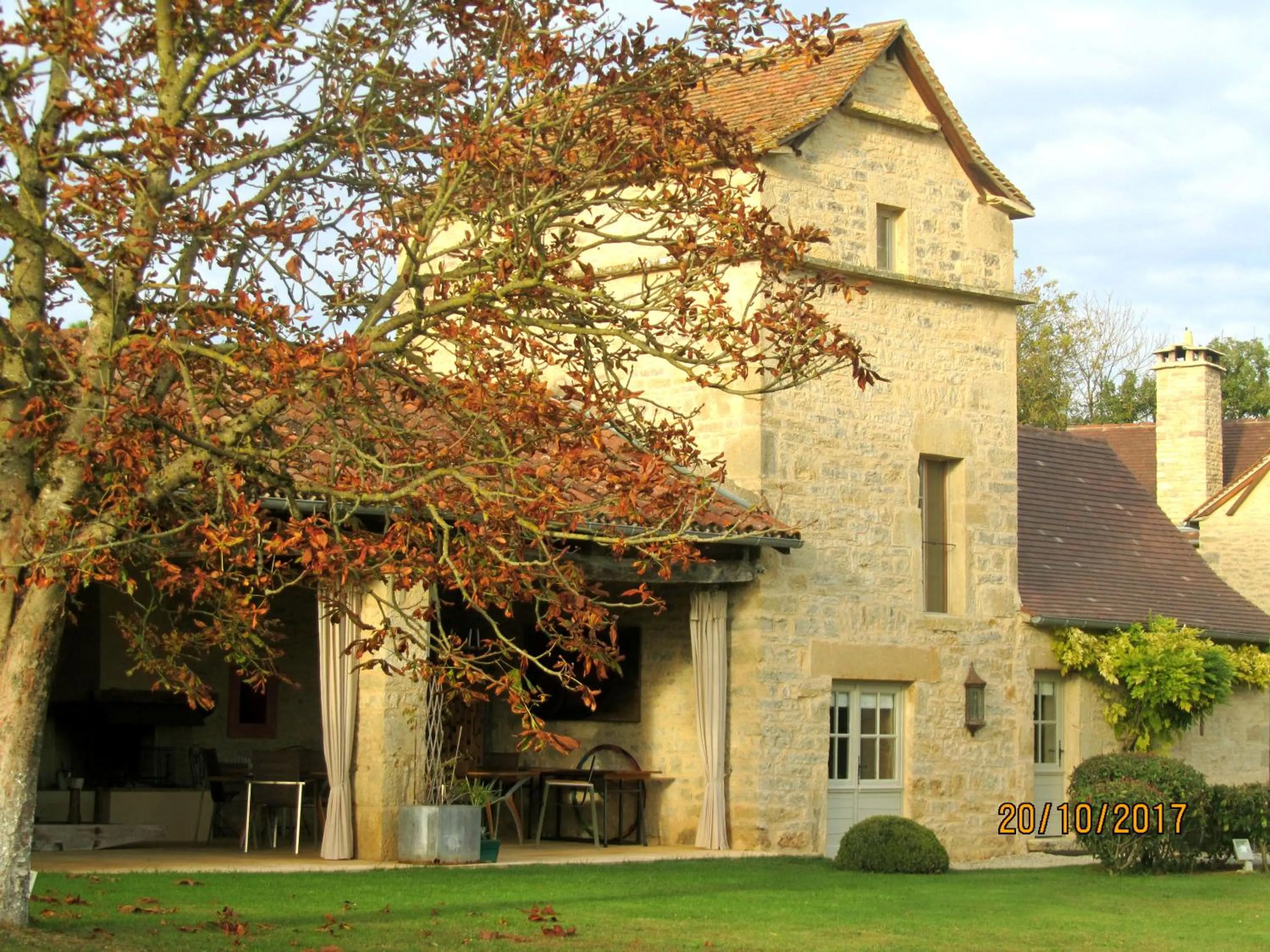 Property building in Le Mas de Laché