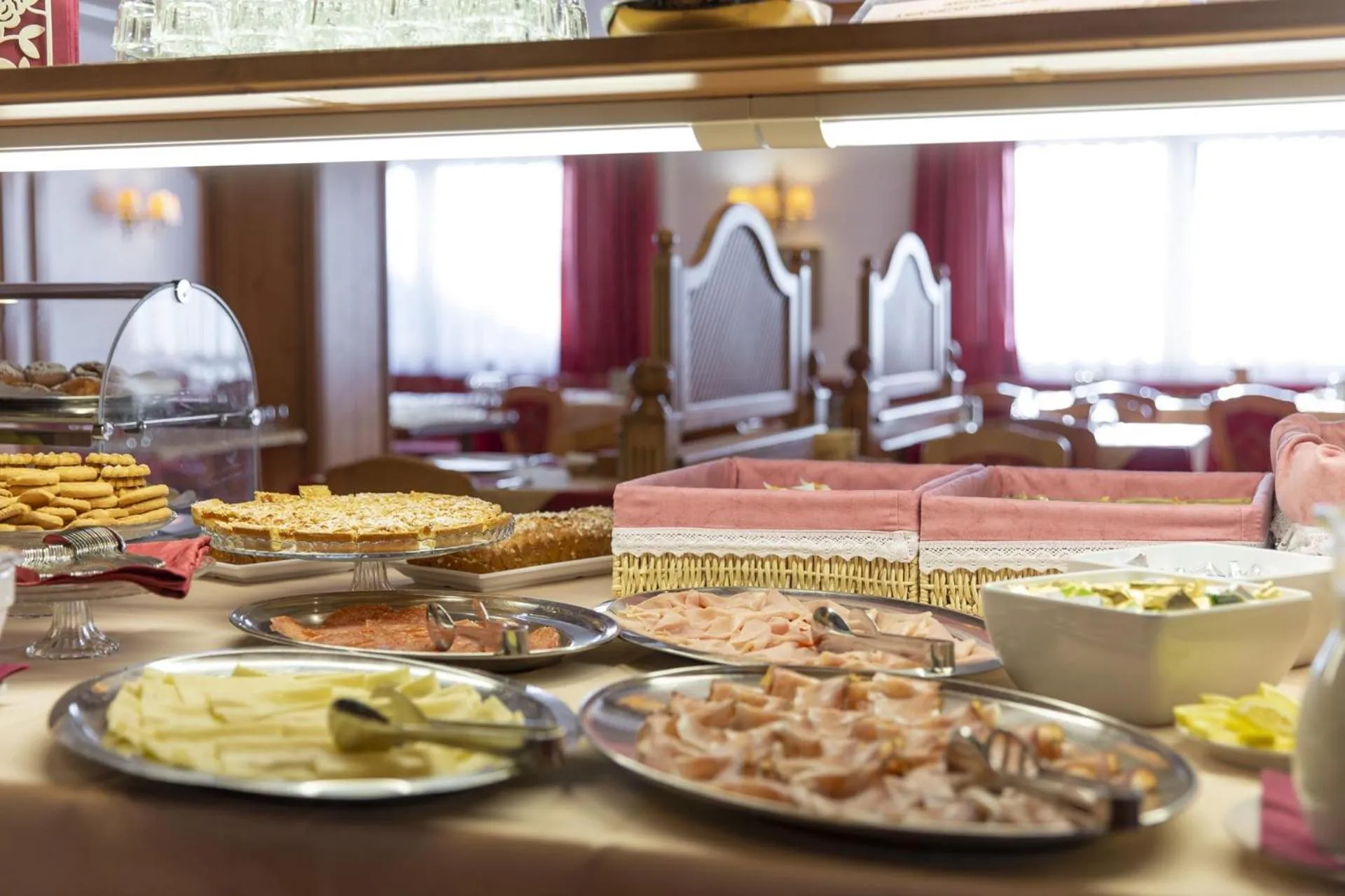 Breakfast in Hotel Cristallo