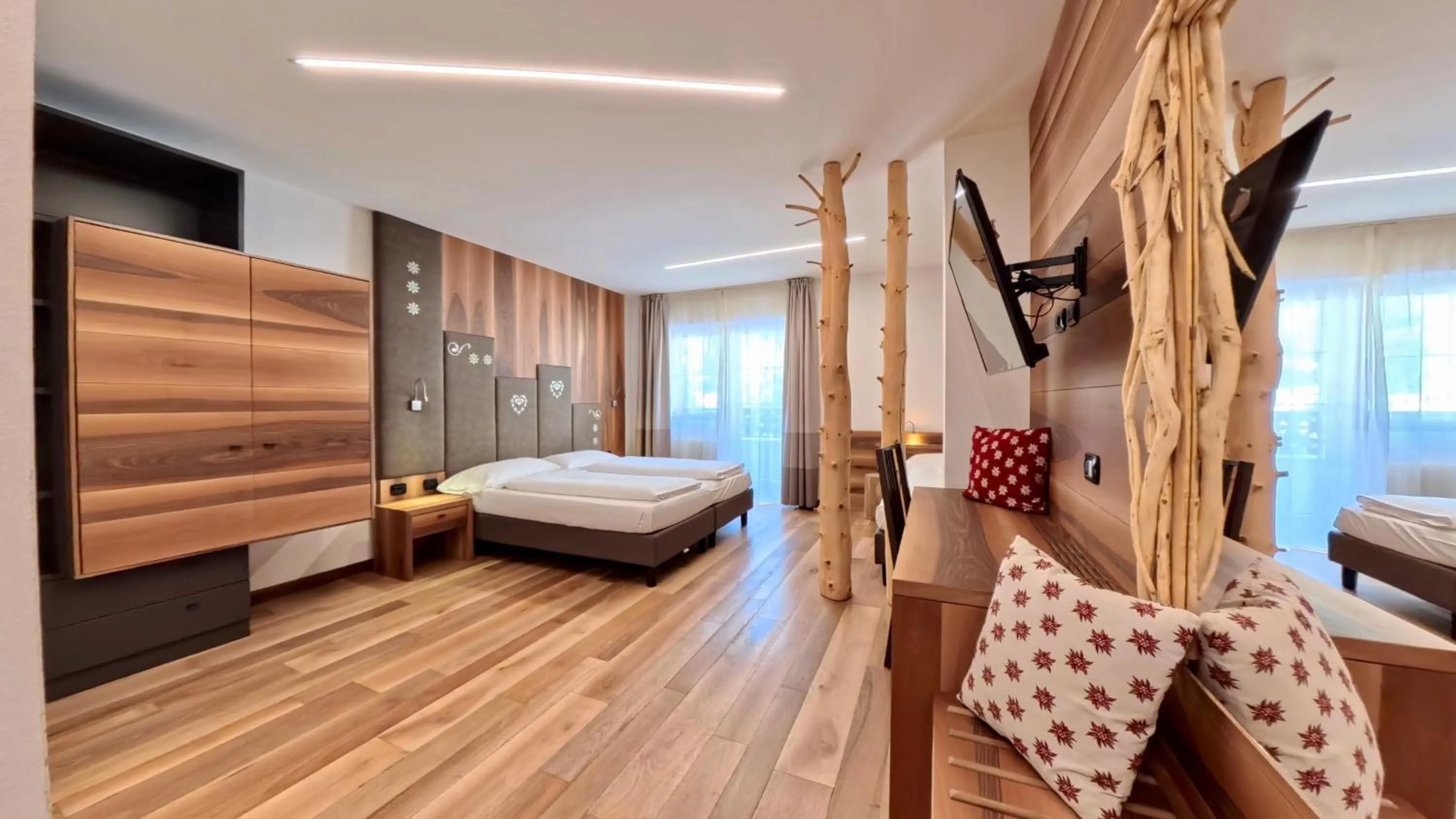 Bedroom, Bed in Hotel Cristallo