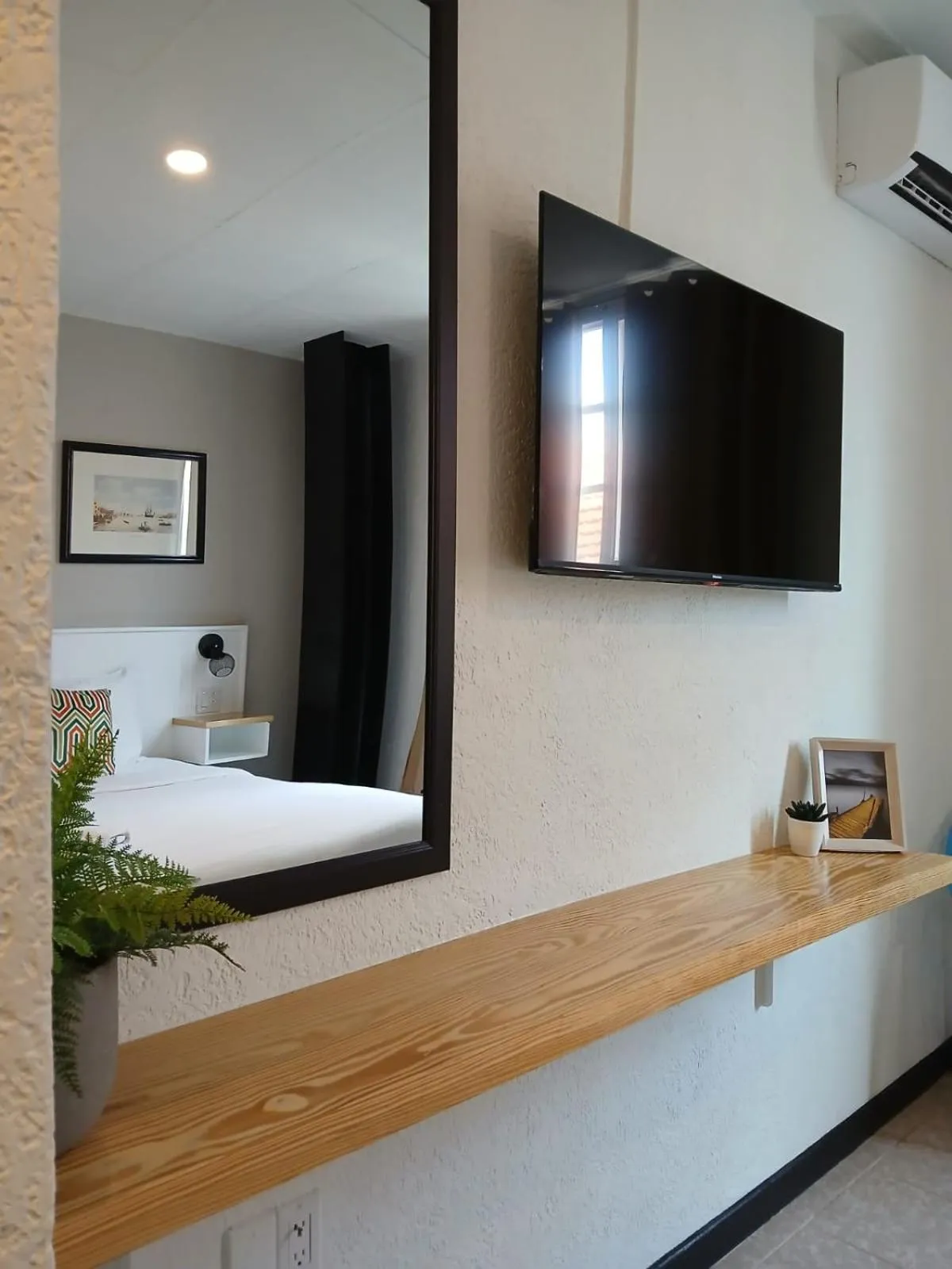 Bed in San Marco Hotel Curacao & Casino