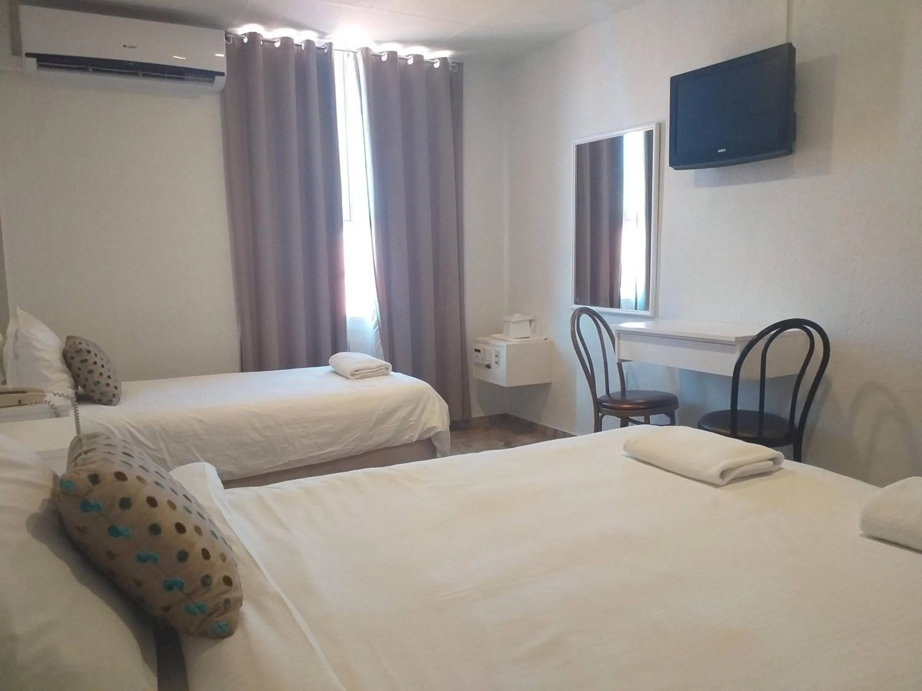 Bed in San Marco Hotel Curacao & Casino