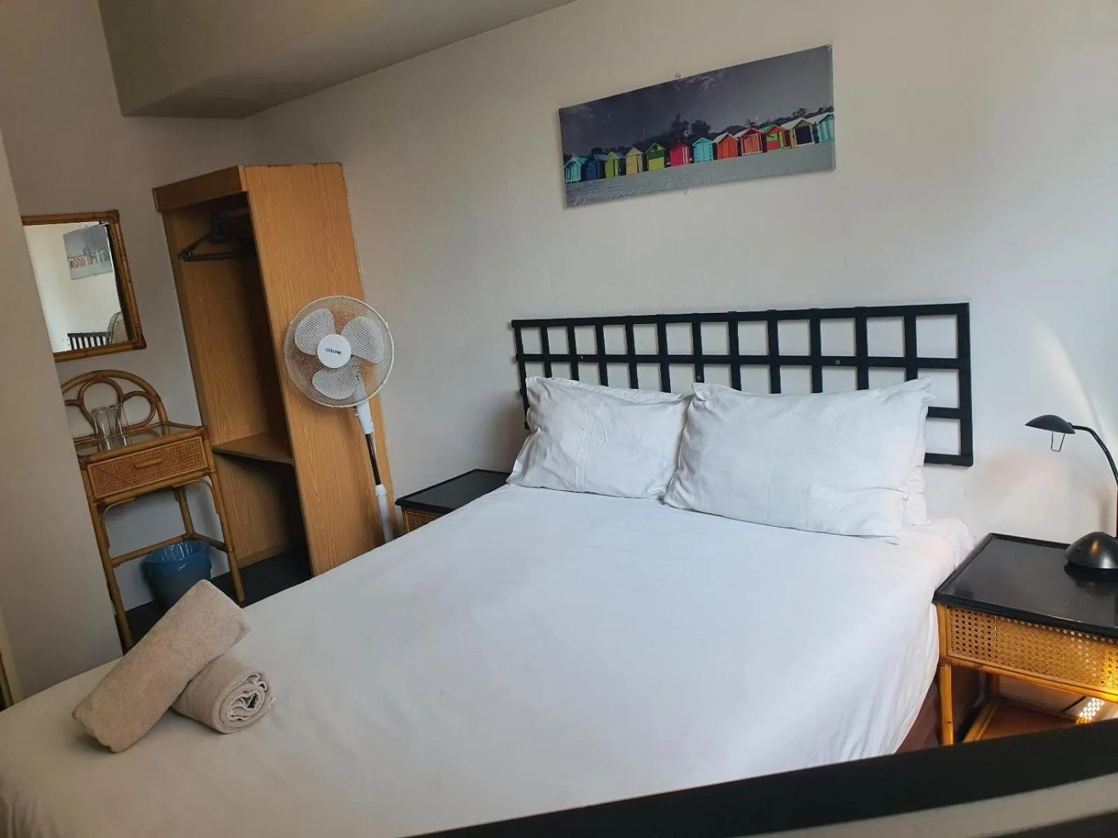 Photo of the whole room, Bed in Riviera Hotel Durban