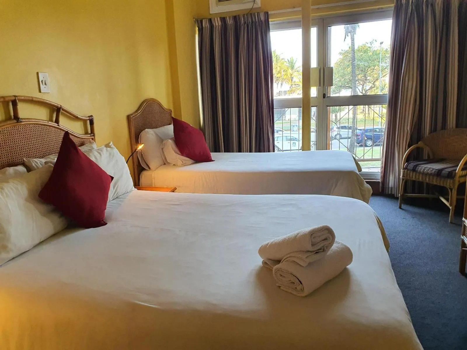 Photo of the whole room, Bed in Riviera Hotel Durban