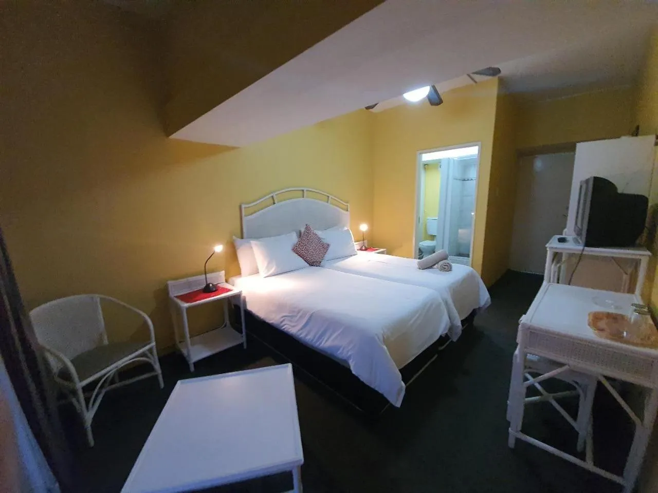 Photo of the whole room, Bed in Riviera Hotel Durban