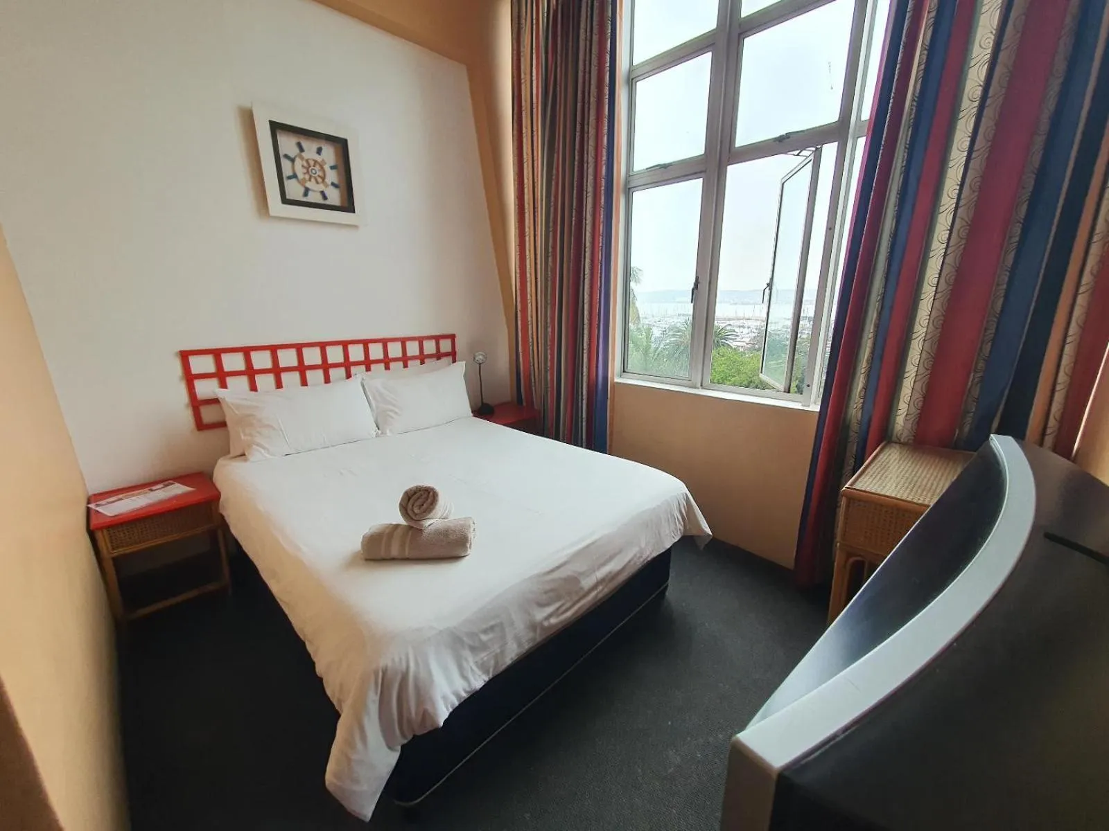 Photo of the whole room, Bed in Riviera Hotel Durban