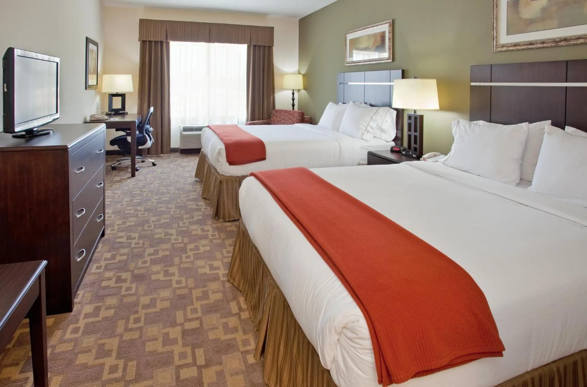 Photo of the whole room in Holiday Inn Express Topeka North by IHG