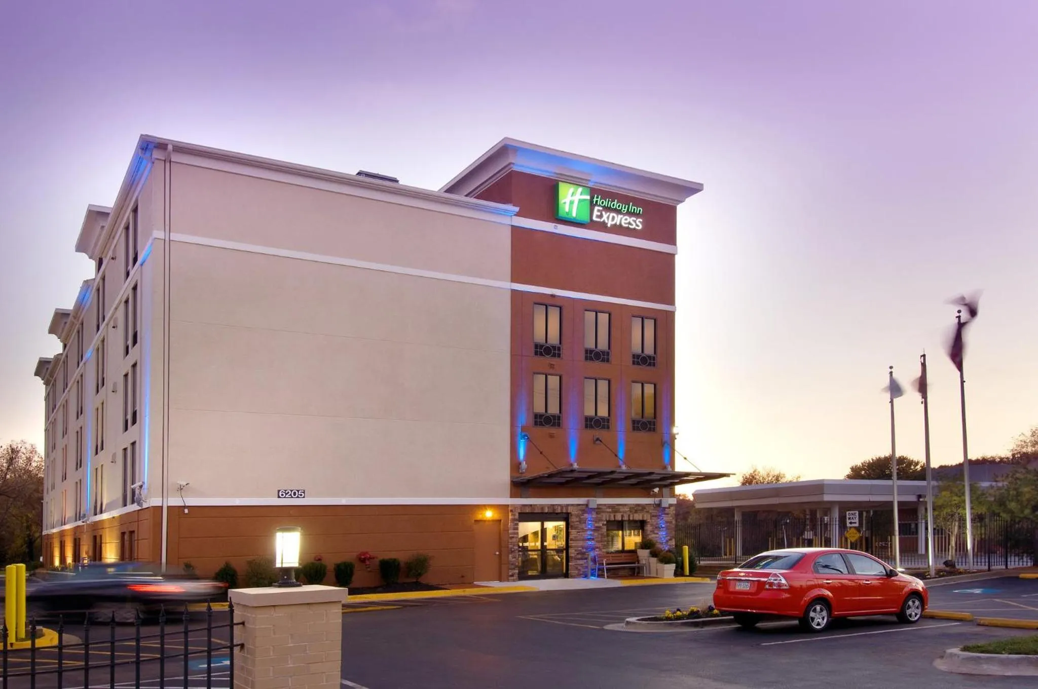 Property building in Holiday Inn Express Washington DC-BW Parkway by IHG