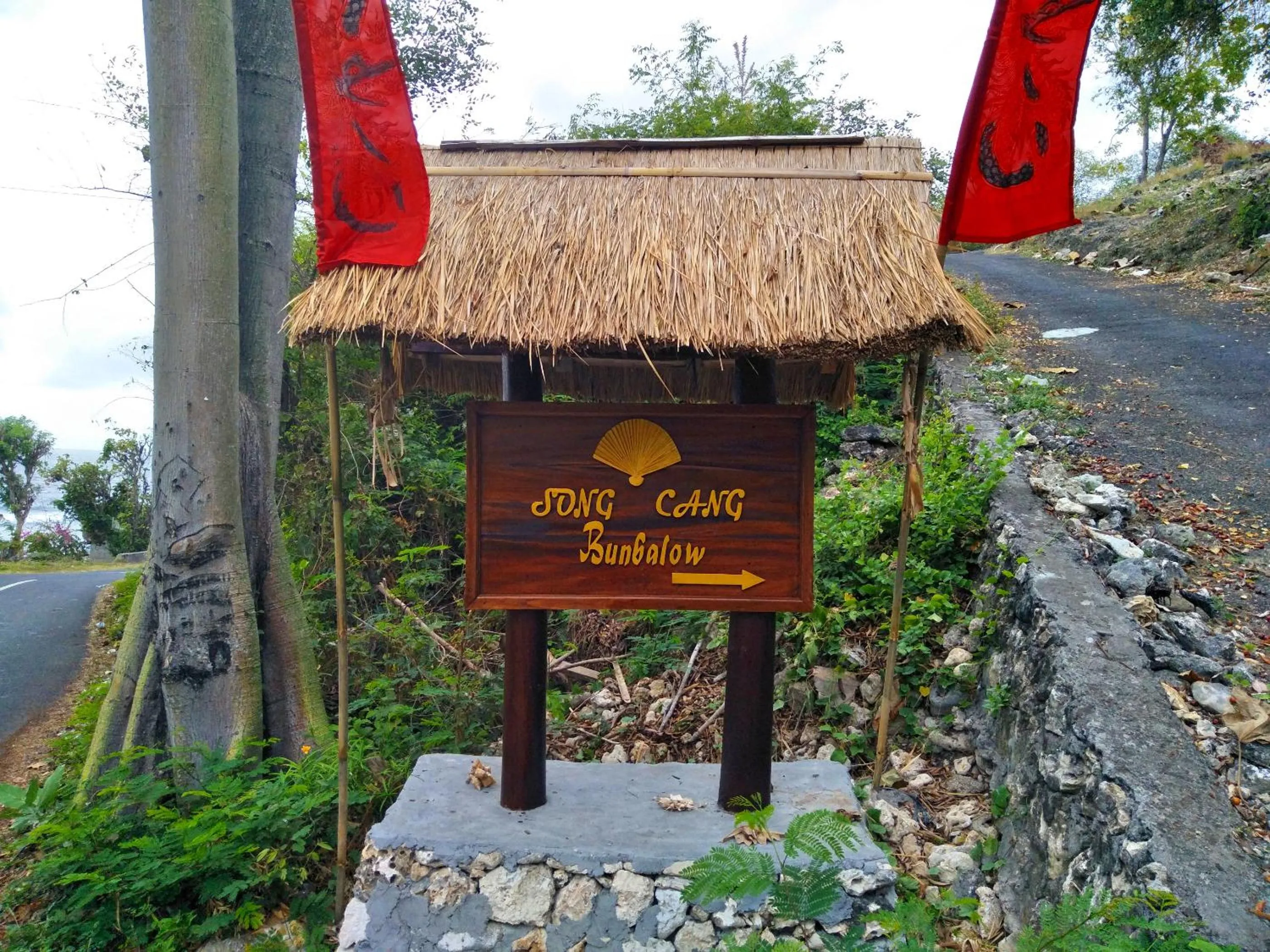 Facade/entrance in Song Cang Bungalow