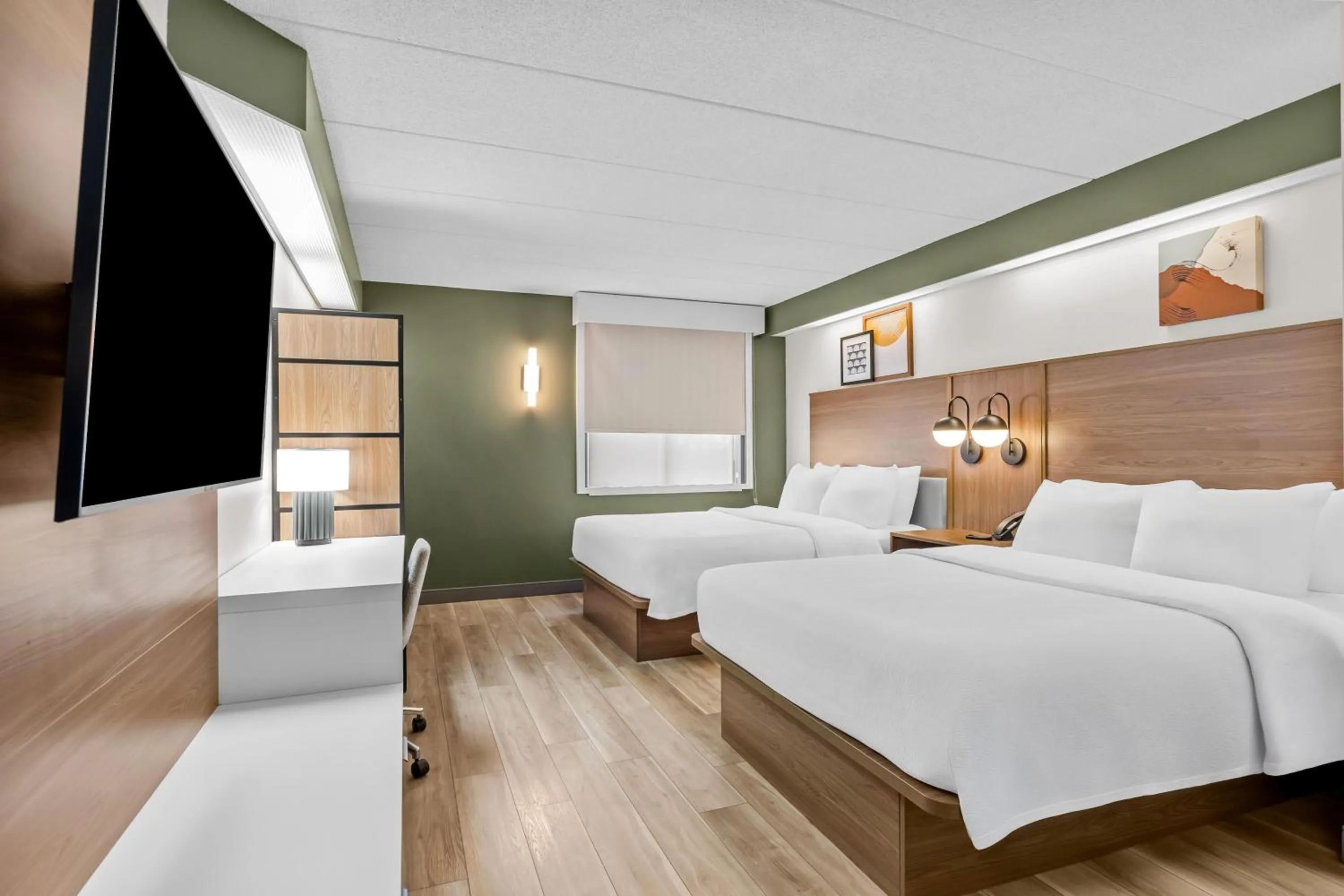 Bed in Spark by Hilton Lynchburg