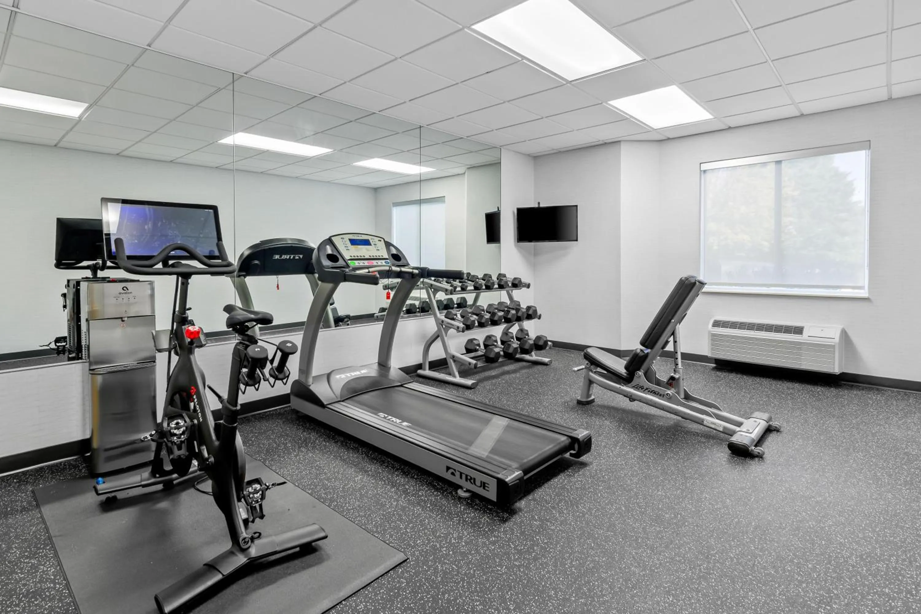Fitness centre/facilities in Spark by Hilton Lynchburg