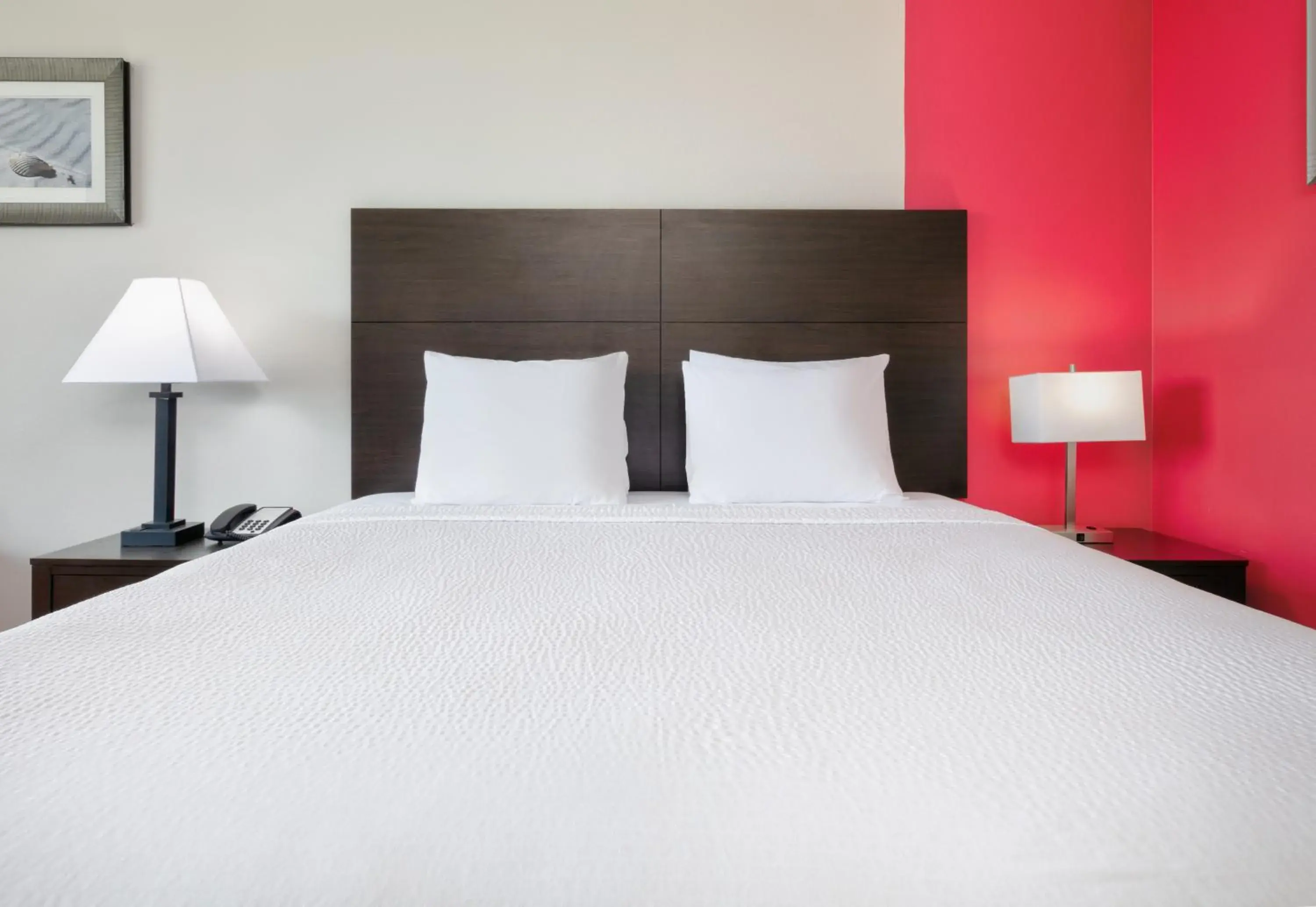 Poolside King Room - Interior Room/Non-Smoking in Ramada by Wyndham Diamondhead I-10 Gulfport Poolside King Room - Interior Room/Non-Smoking in Ramada by Wyndham Diamondhead I-10 Gulfport