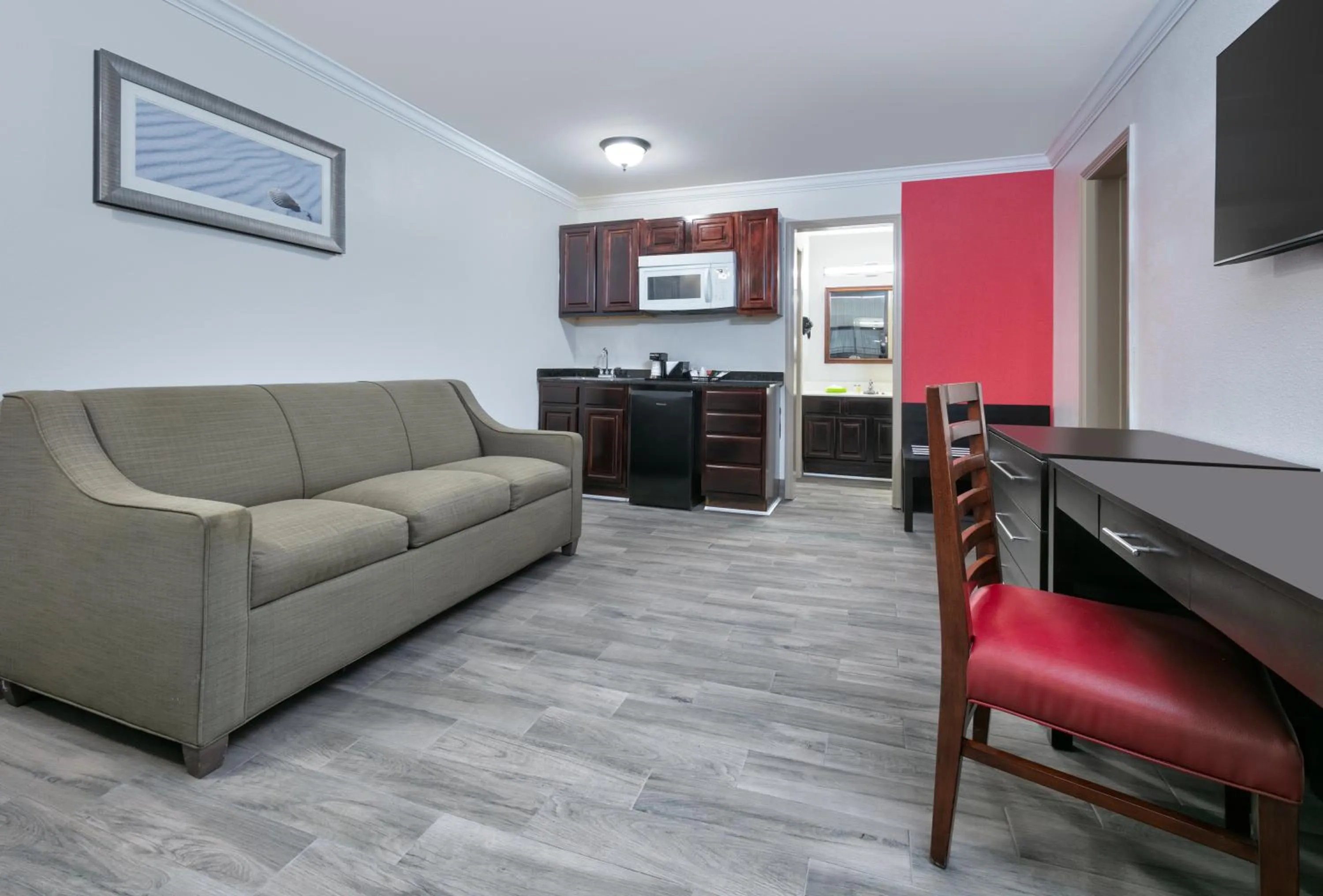 Living room in Ramada by Wyndham Diamondhead I-10 Gulfport