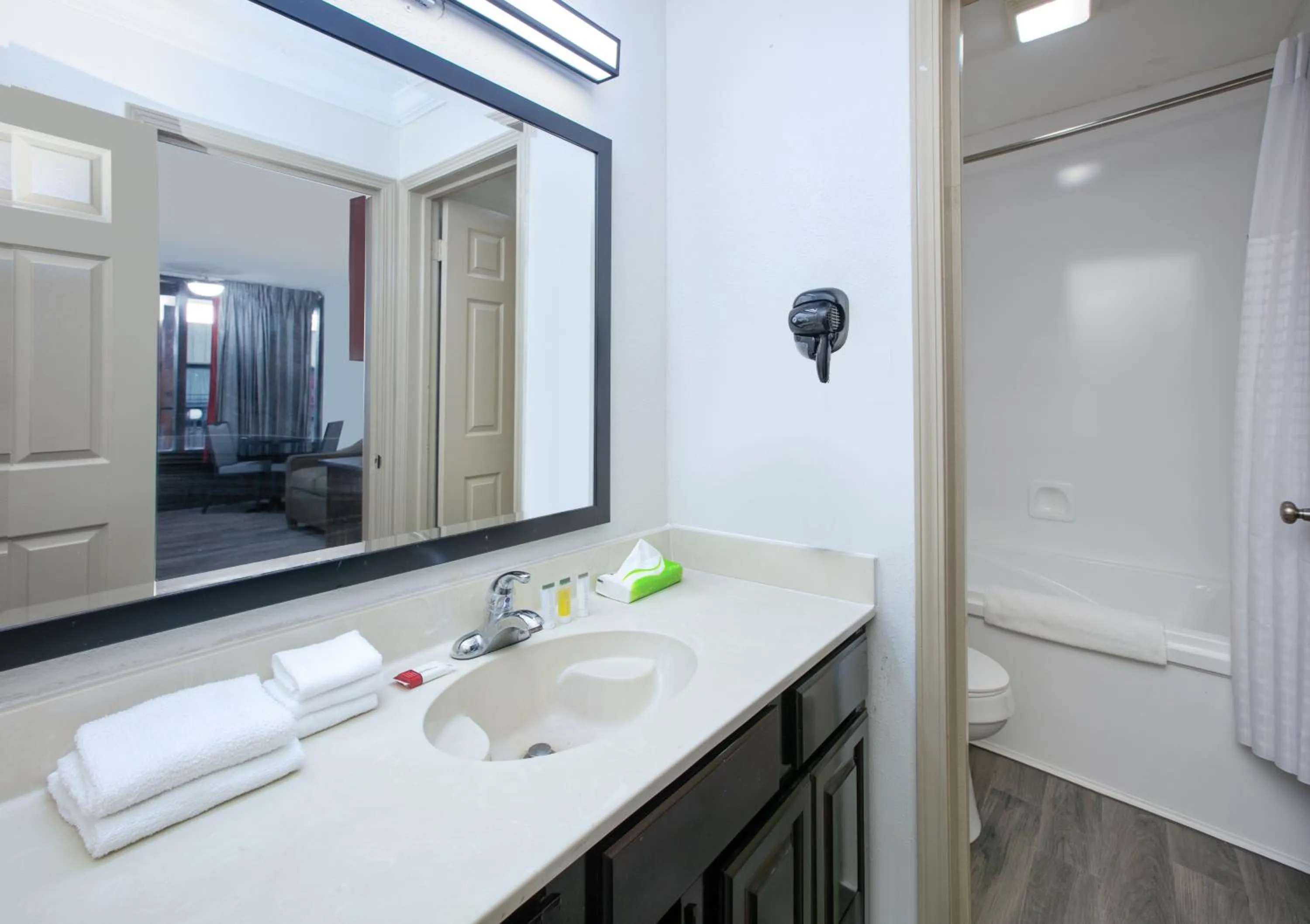 Bathroom in Ramada by Wyndham Diamondhead I-10 Gulfport