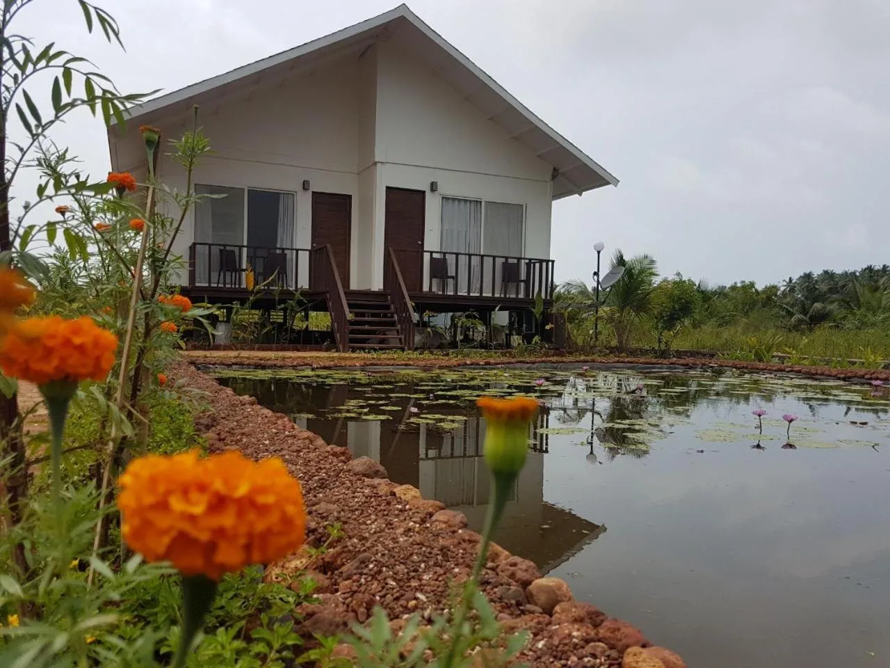 Property building in Exotica Beach Retreats Diveagar