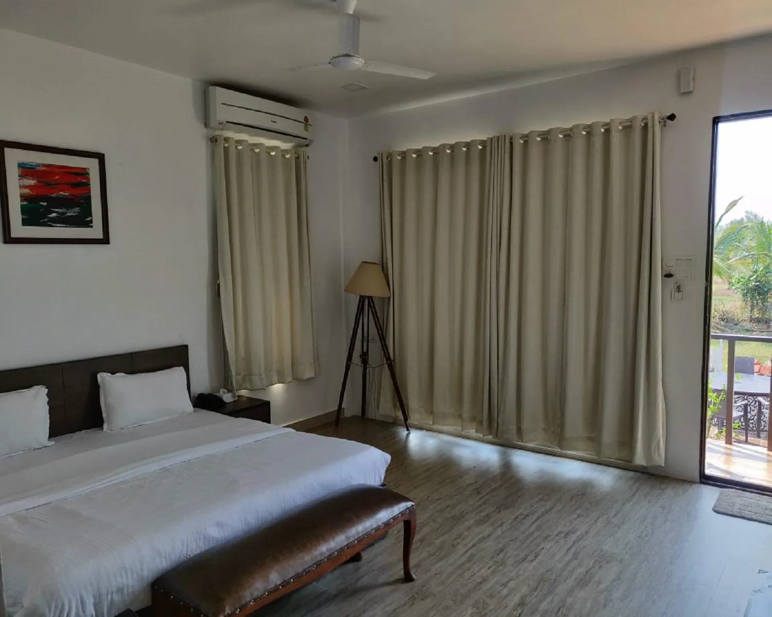 Bedroom, Bed in Exotica Beach Retreats Diveagar