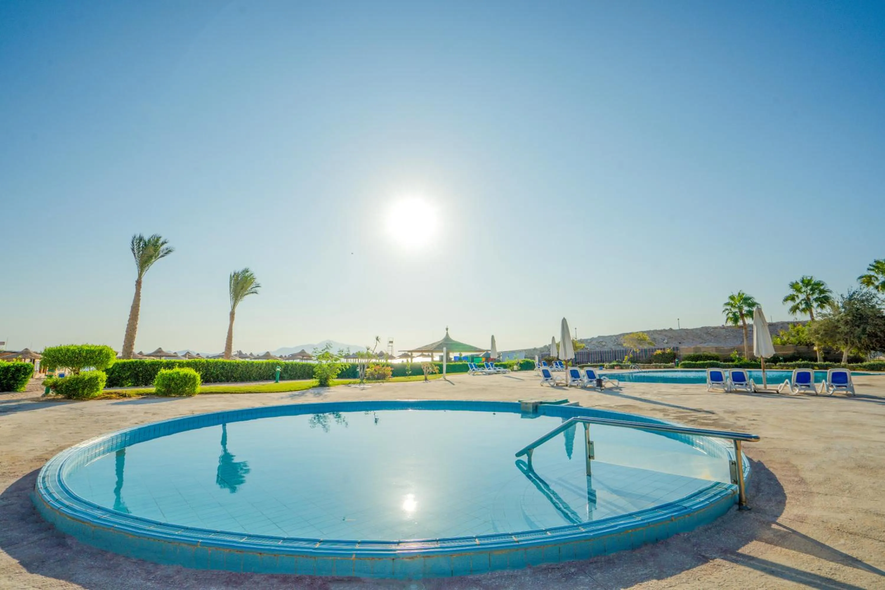 Swimming pool in Ivy Cyrene Island Aqua Park Resort