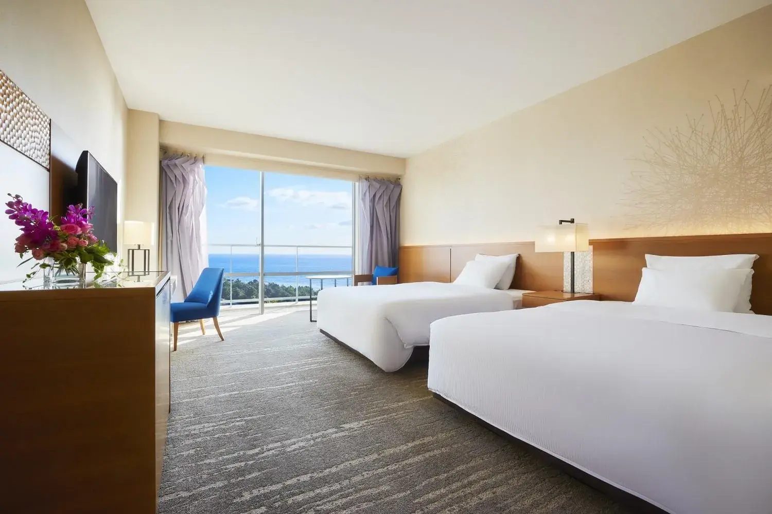 Precious Floor - single occupancy - Deluxe Twin Room - Non-Smoking in GRAND NIKKO AWAJI Precious Floor - single occupancy - Deluxe Twin Room - Non-Smoking in GRAND NIKKO AWAJI