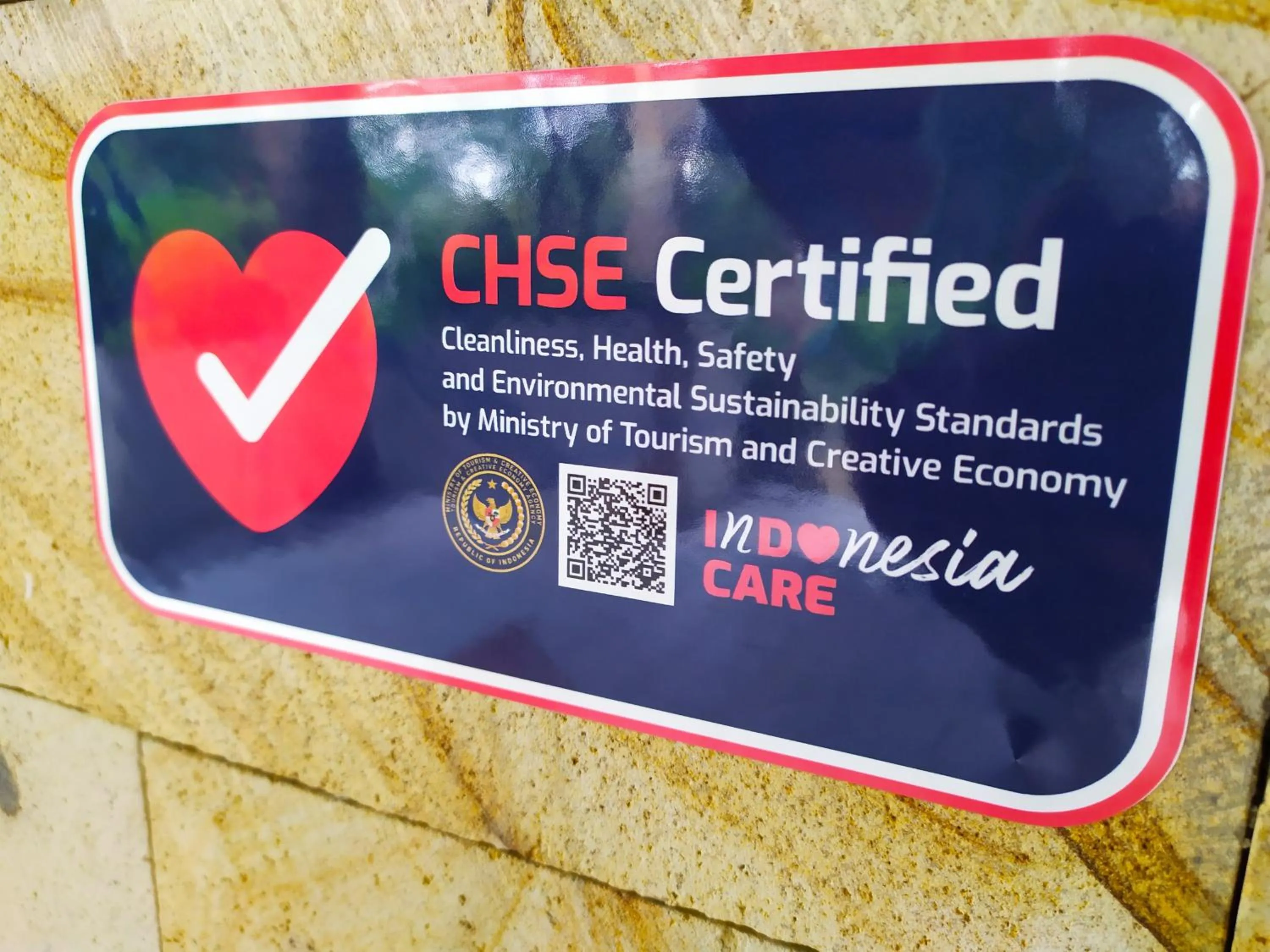 Logo/Certificate/Sign in Hotel Deli River and Restaurant Omlandia