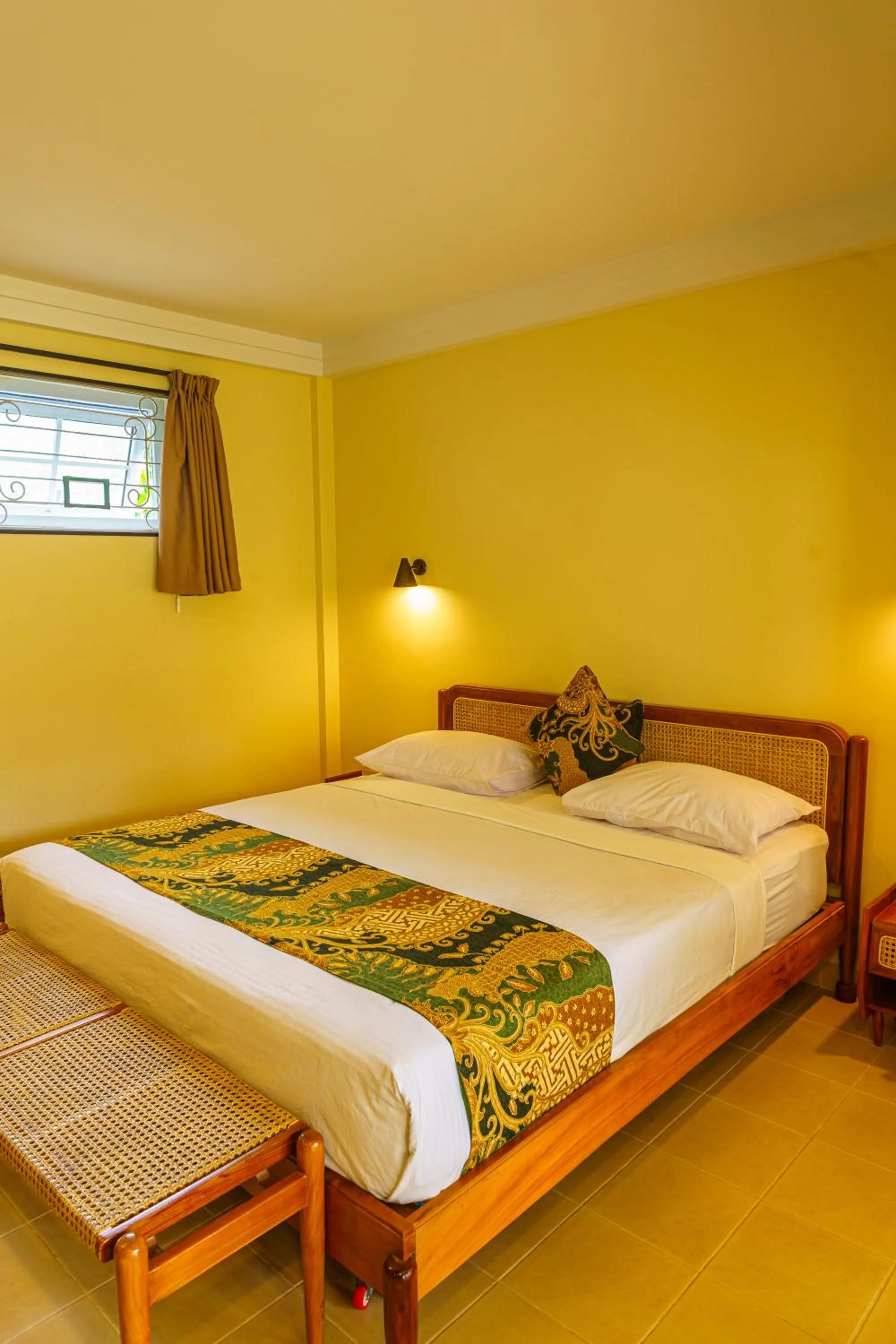 Bedroom, Bed in Hotel Deli River and Restaurant Omlandia