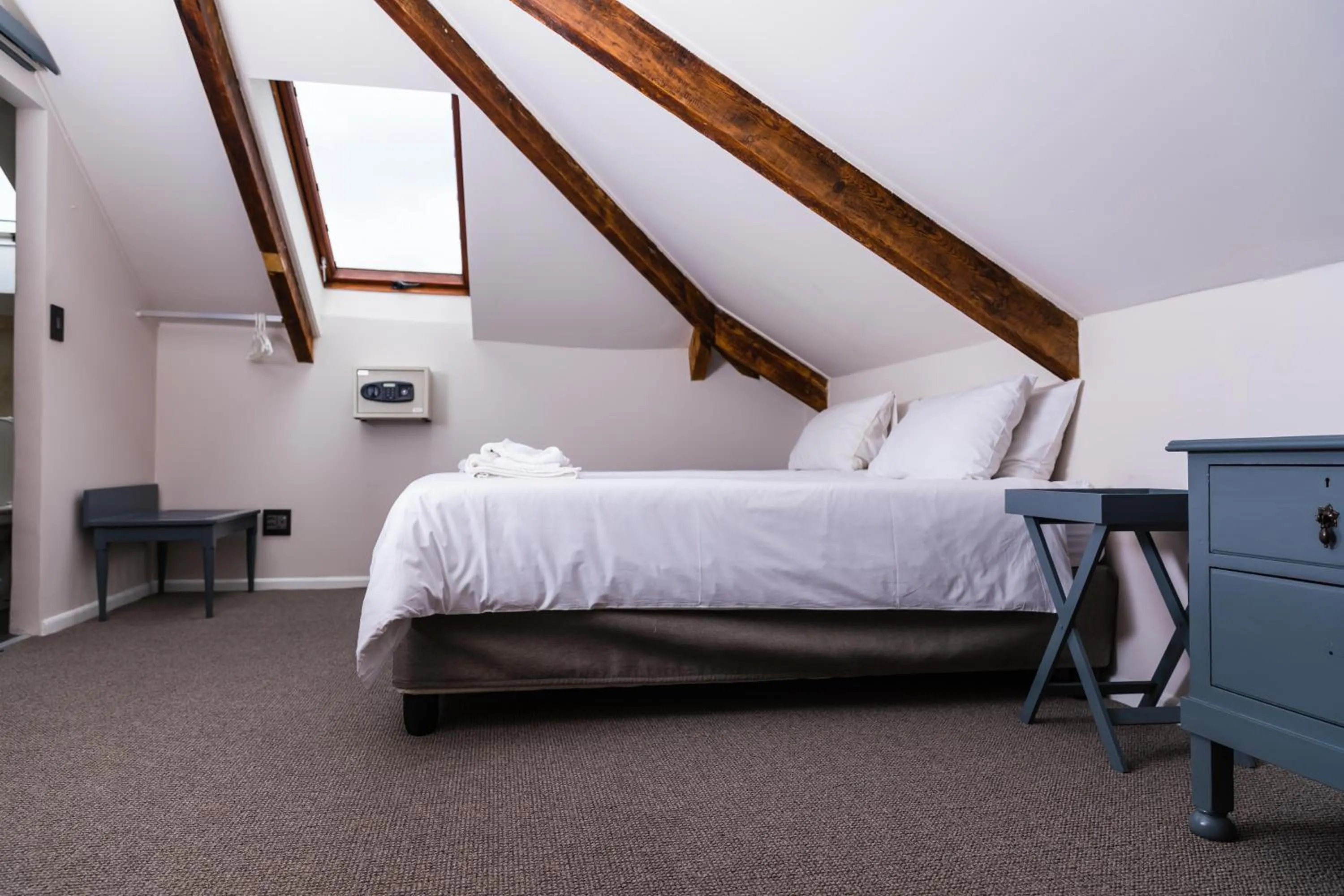 Bed in Villa Viva Cape Town