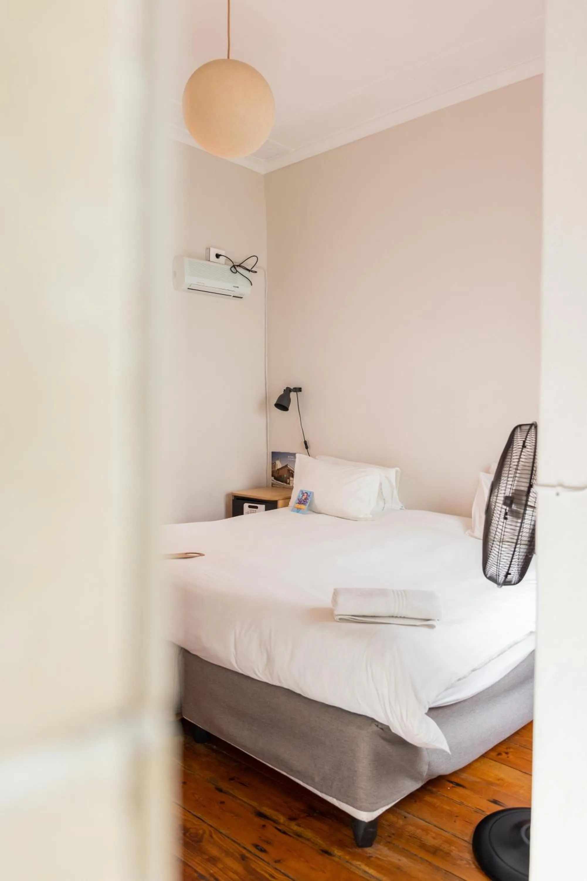 Bed in Villa Viva Cape Town