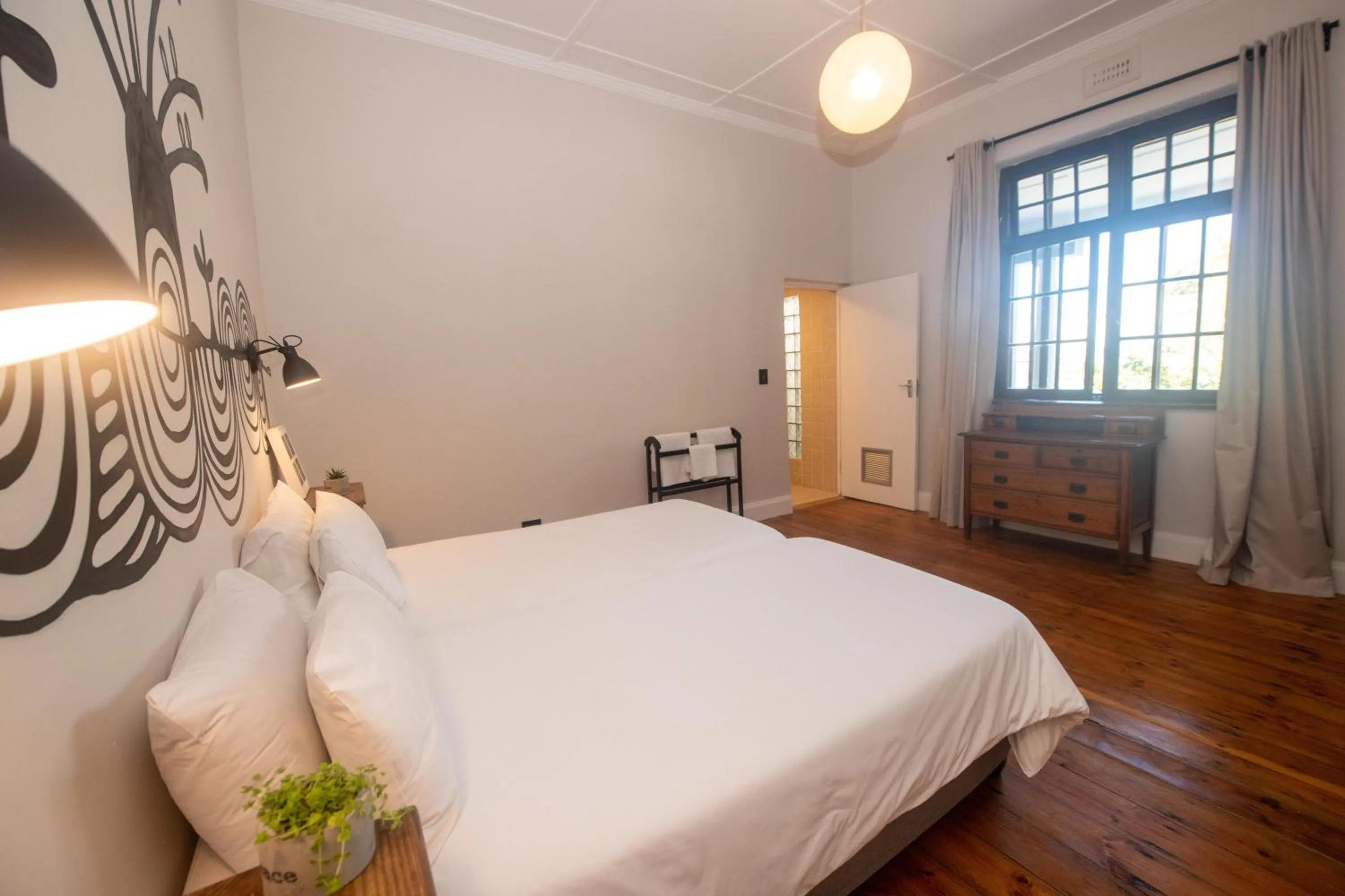 Bed in Villa Viva Cape Town