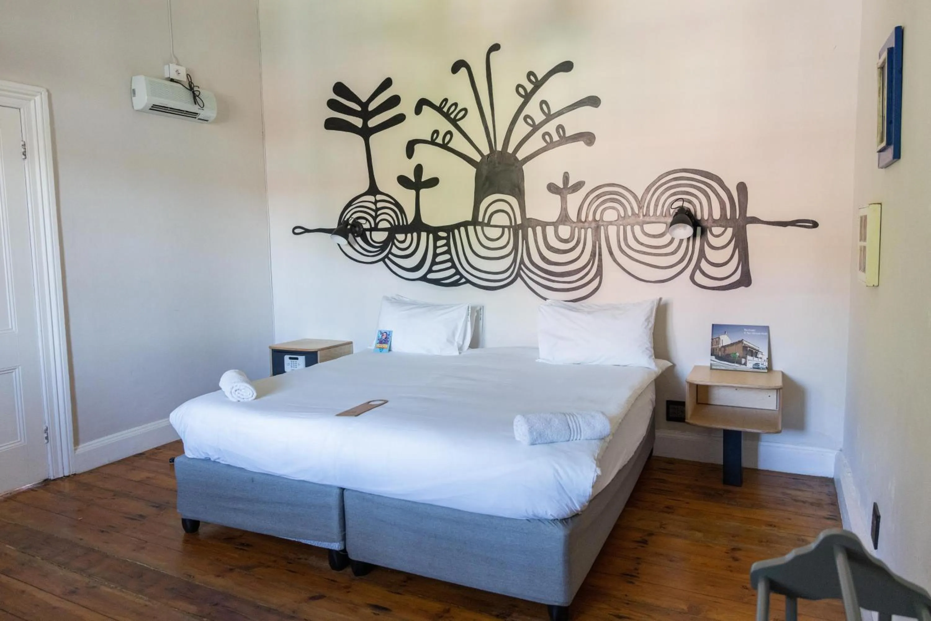 Bed in Villa Viva Cape Town