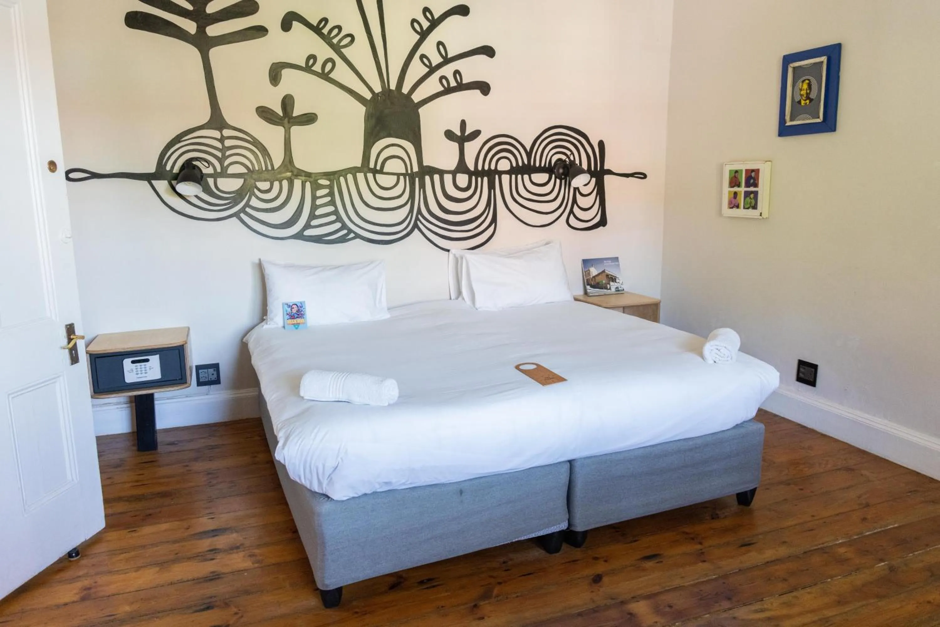 Bed in Villa Viva Cape Town