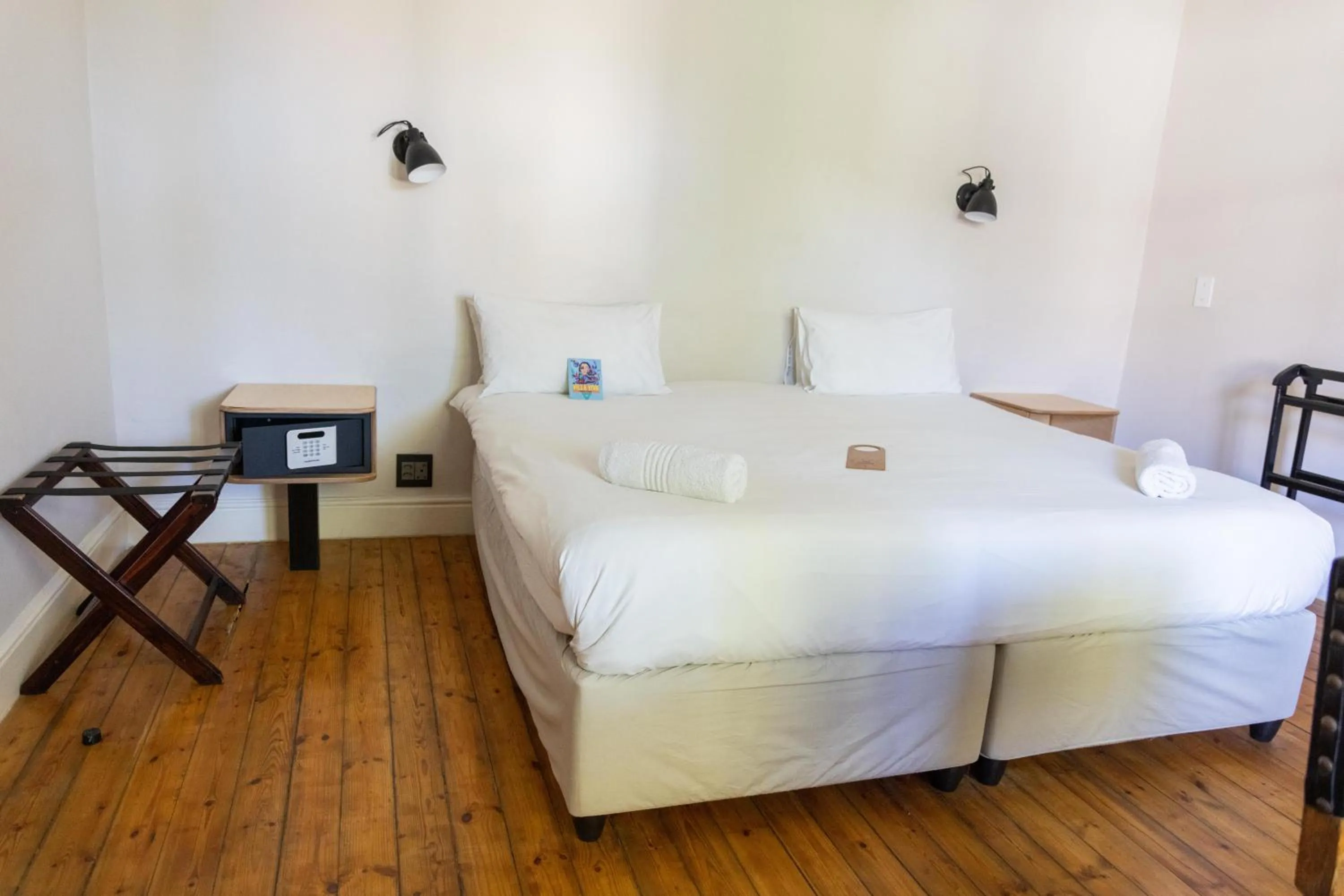 Bed in Villa Viva Cape Town