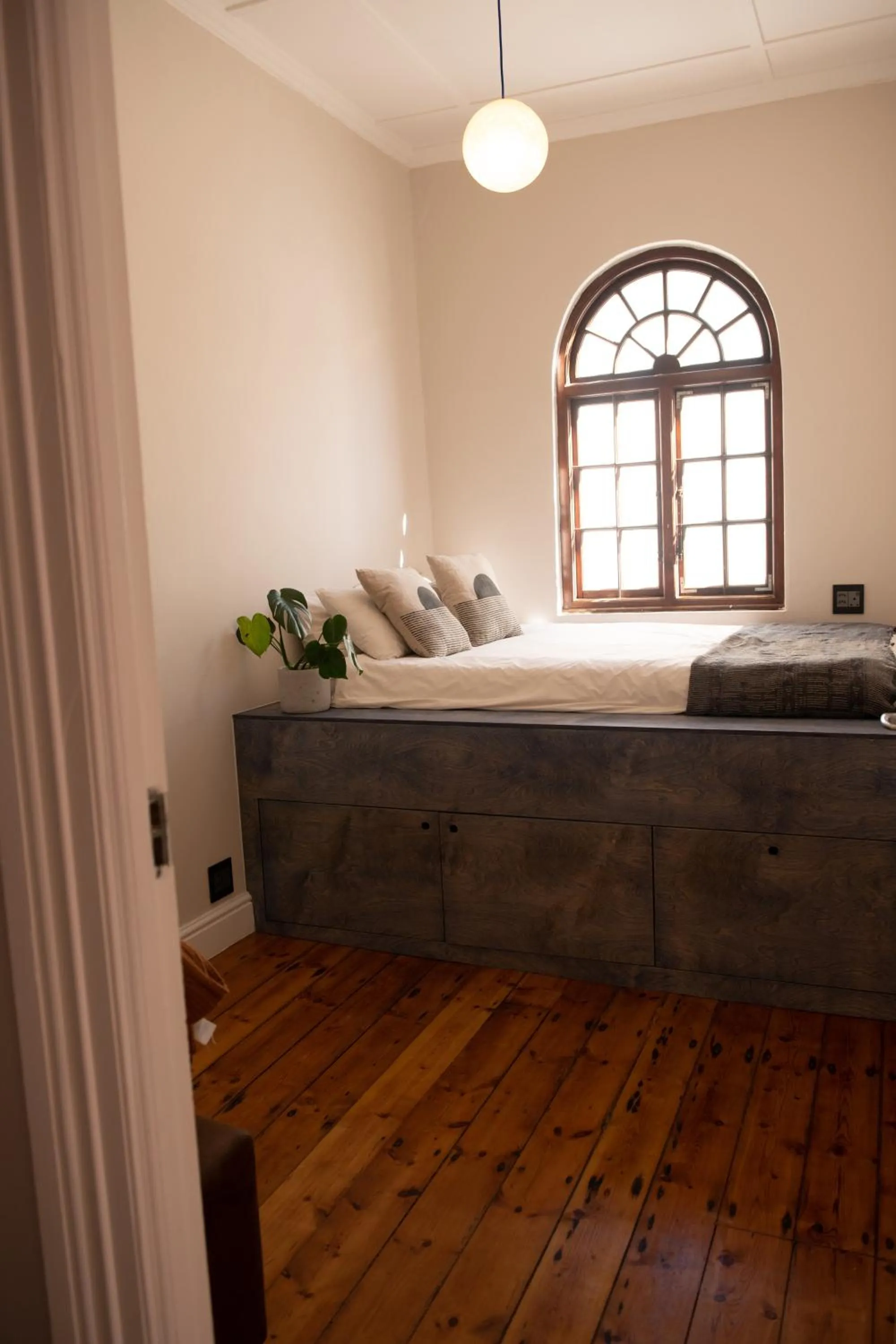 Bed in Villa Viva Cape Town