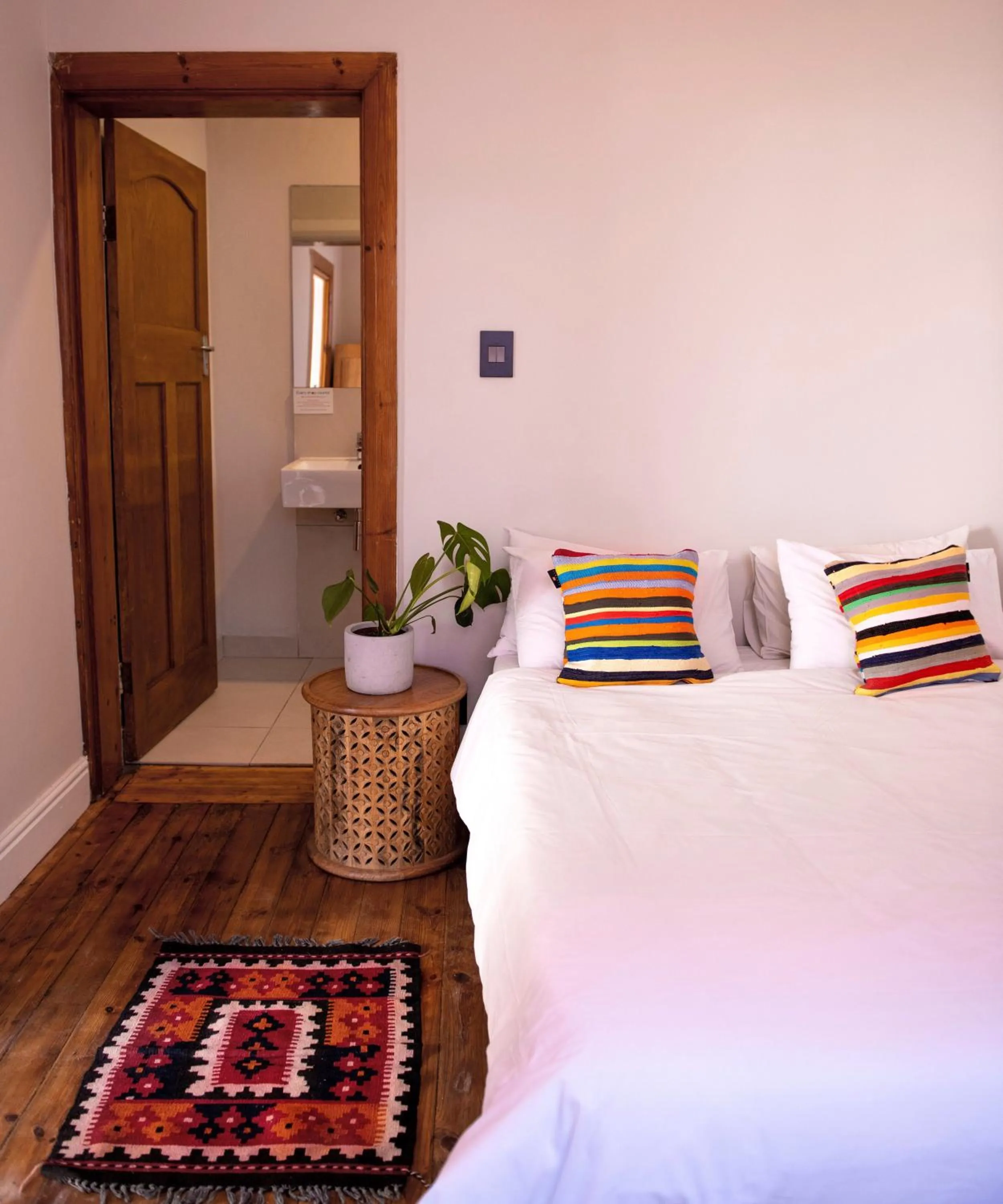 Bedroom, Bed in Villa Viva Cape Town