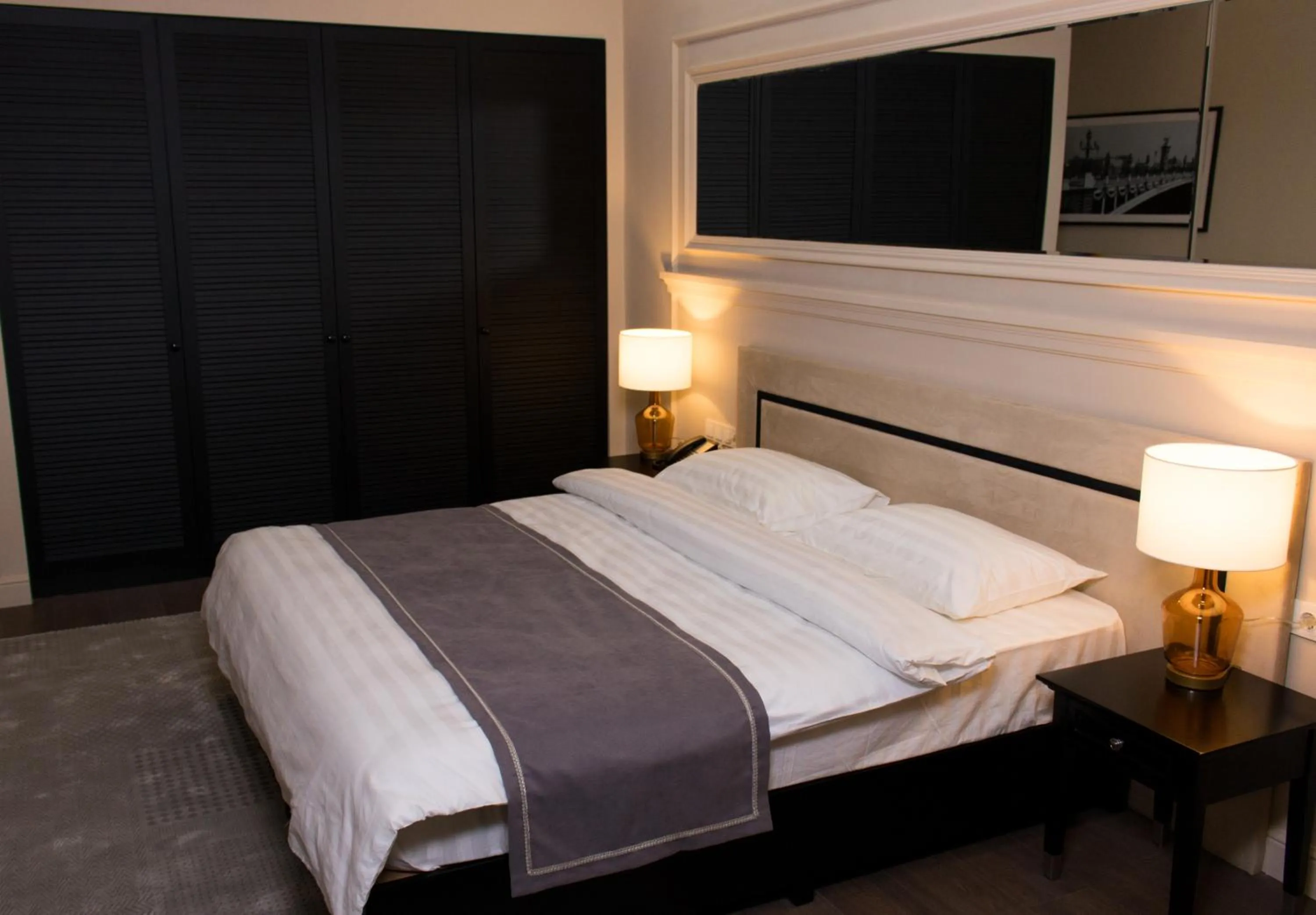 Photo of the whole room, Bed in Madison Ave Hotel Bishkek