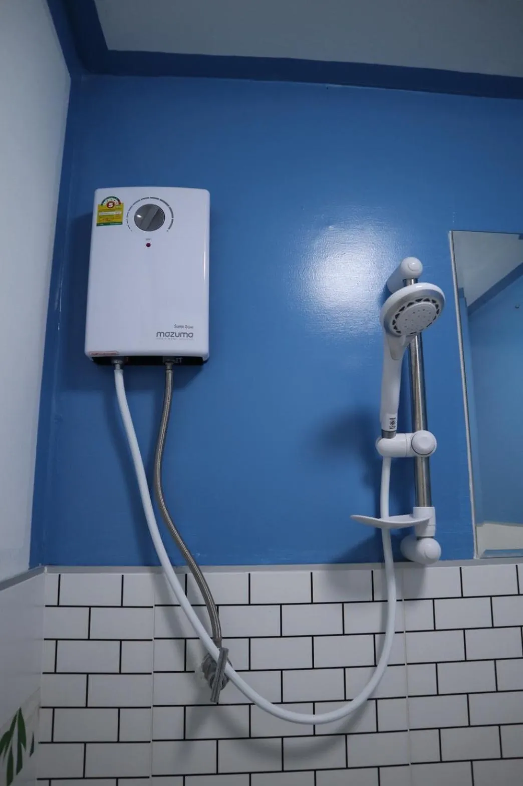 4 seasons mini house