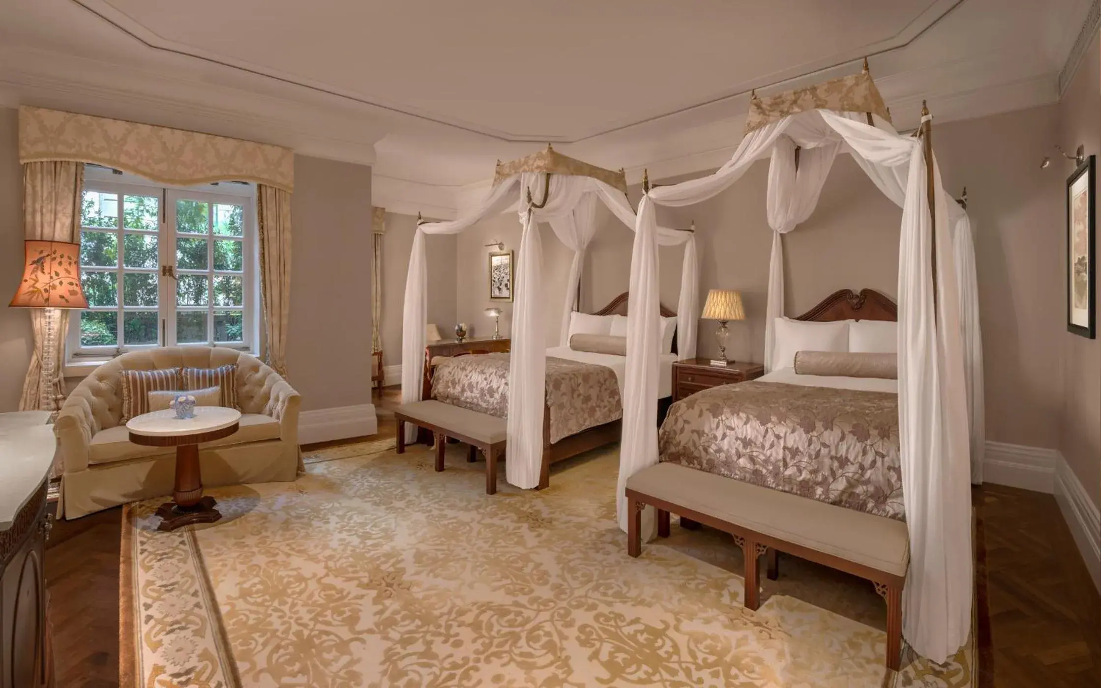 Heritage Suite in Waldorf Astoria Shanghai on the Bund Heritage Suite in Waldorf Astoria Shanghai on the Bund