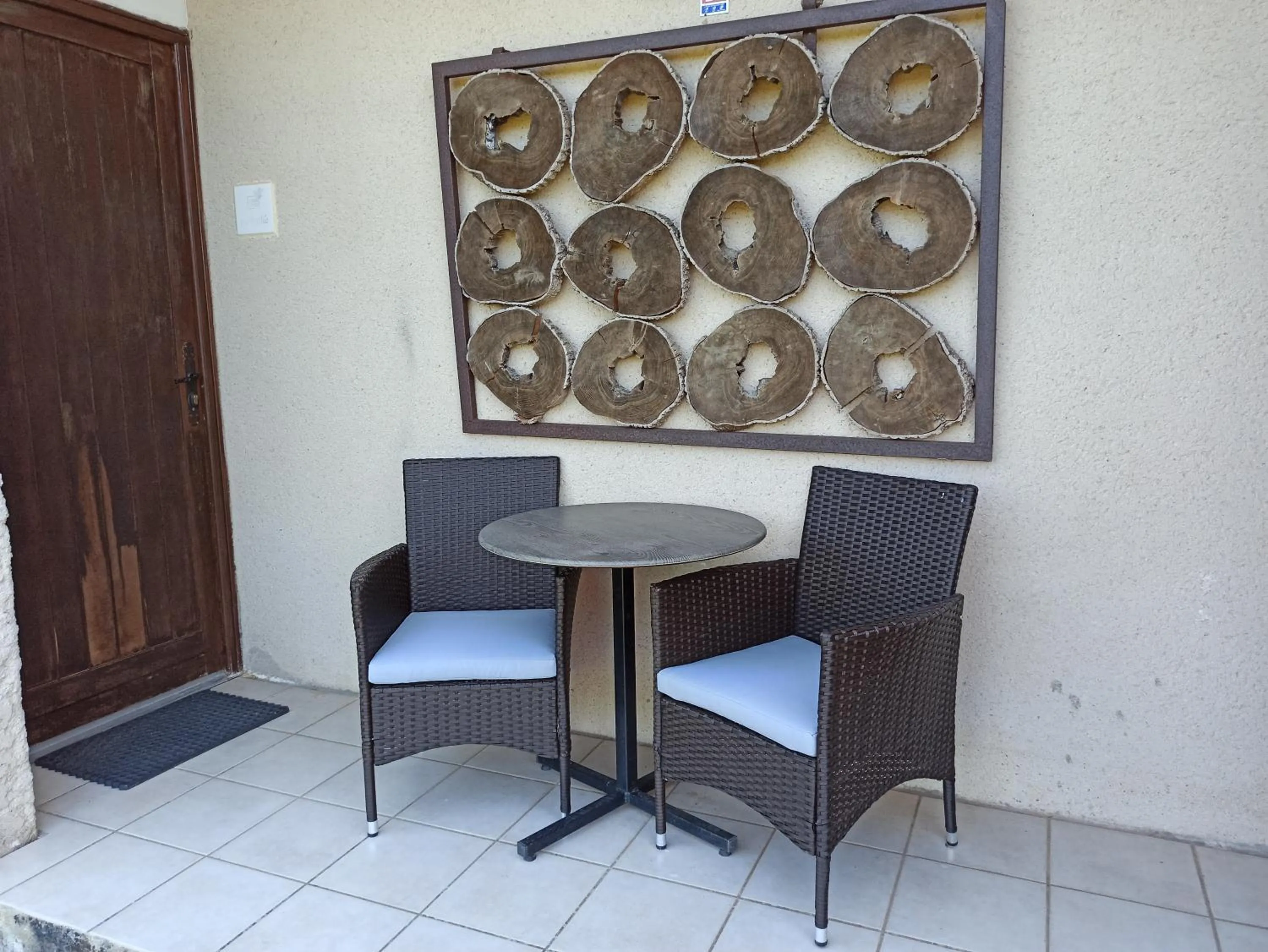 Patio in Hôtel Restaurant Le Mûrier de Viels - Grand Figeac