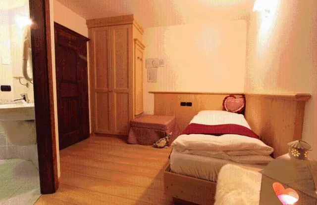 Photo of the whole room, Bed in Hotel Fonte Dei Veli