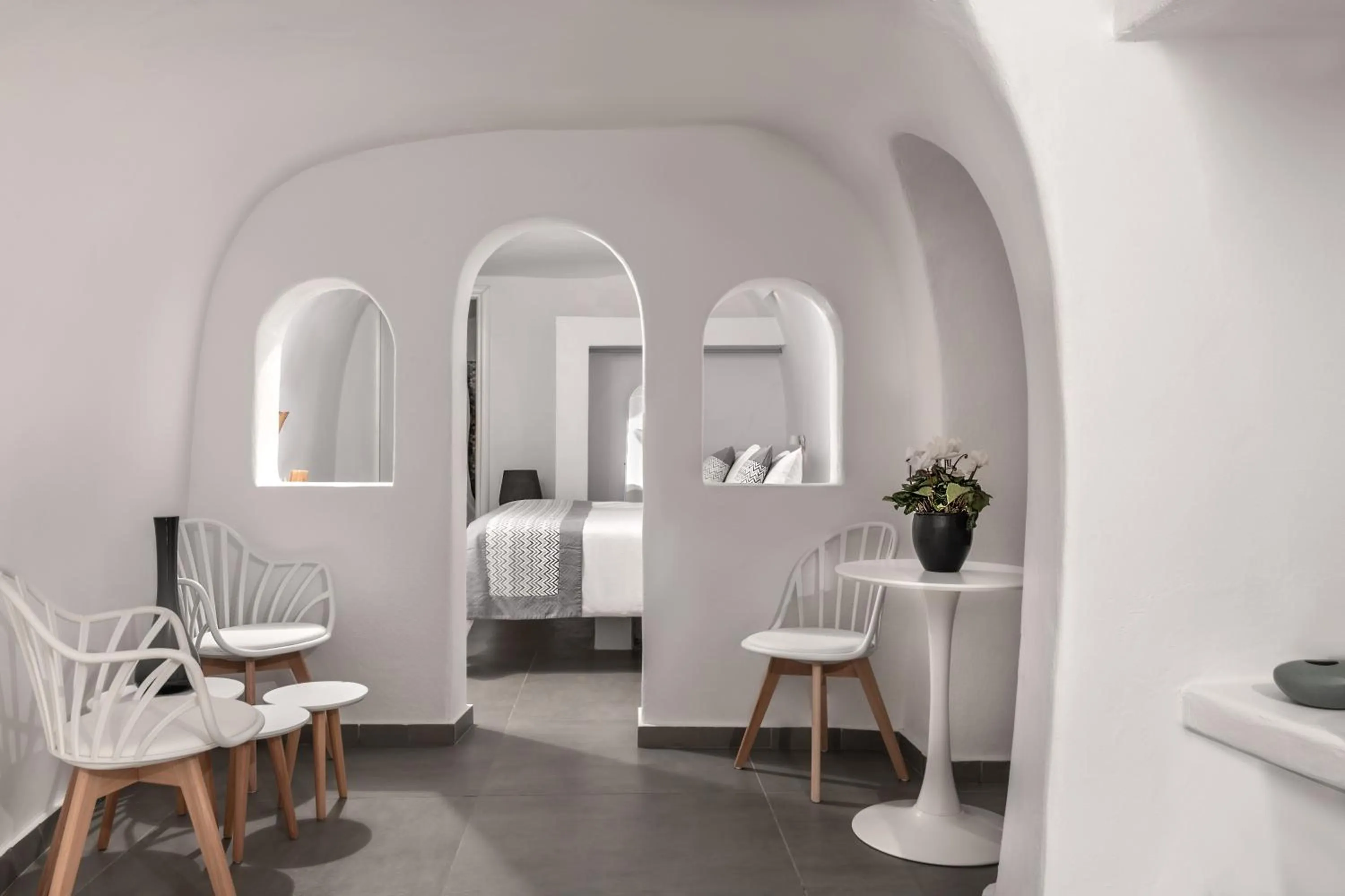 Bed in Caldera Premium Villas