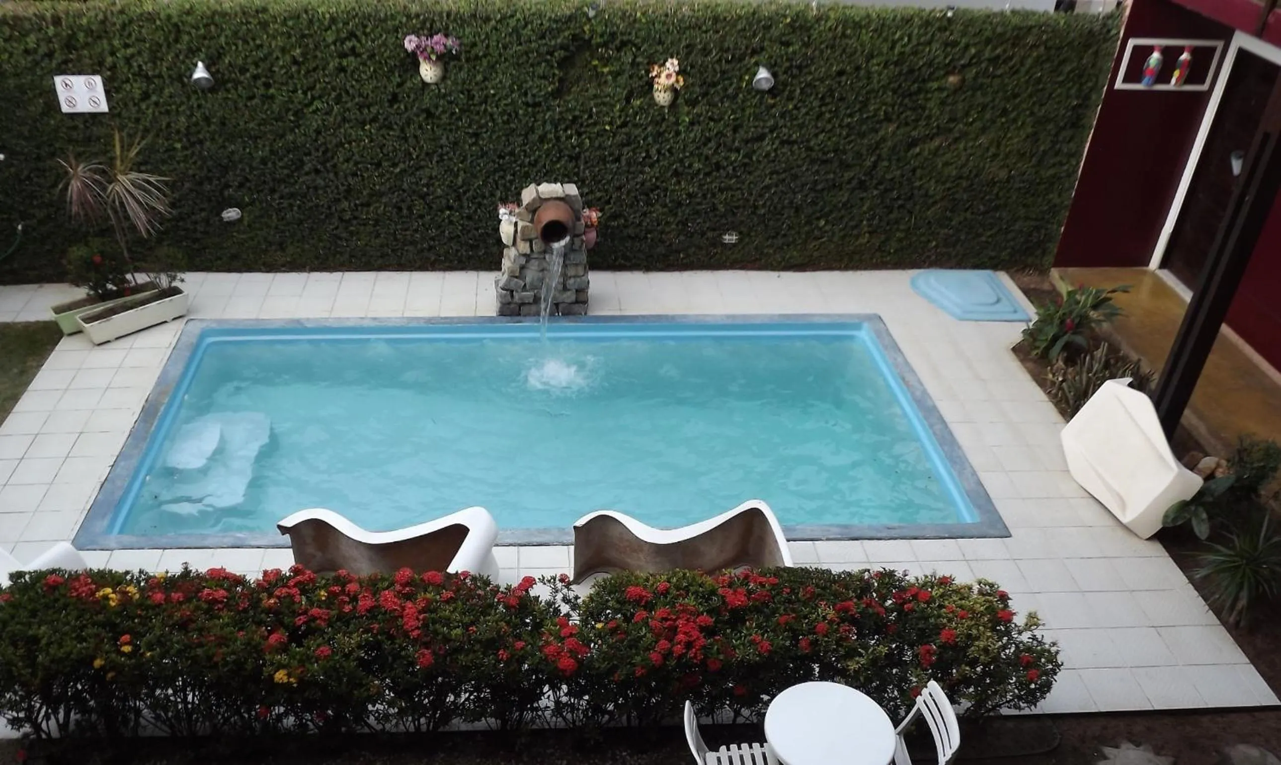 Swimming pool in Bela Silvia Pousada